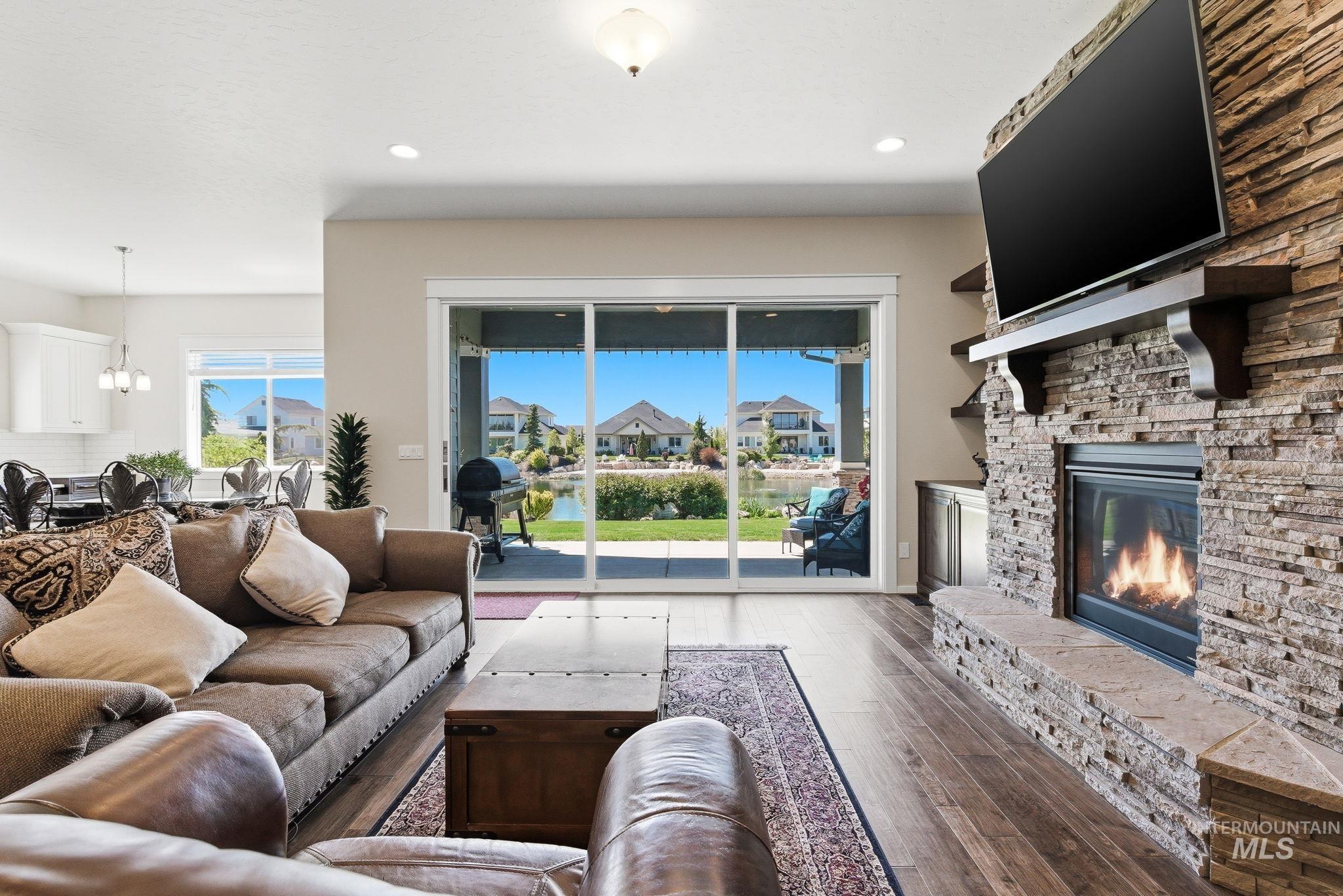 7787 W Belay, Eagle, Idaho 83616, 3 Bedrooms, 3 Bathrooms, Residential For Sale, Price $995,000,MLS 98984334