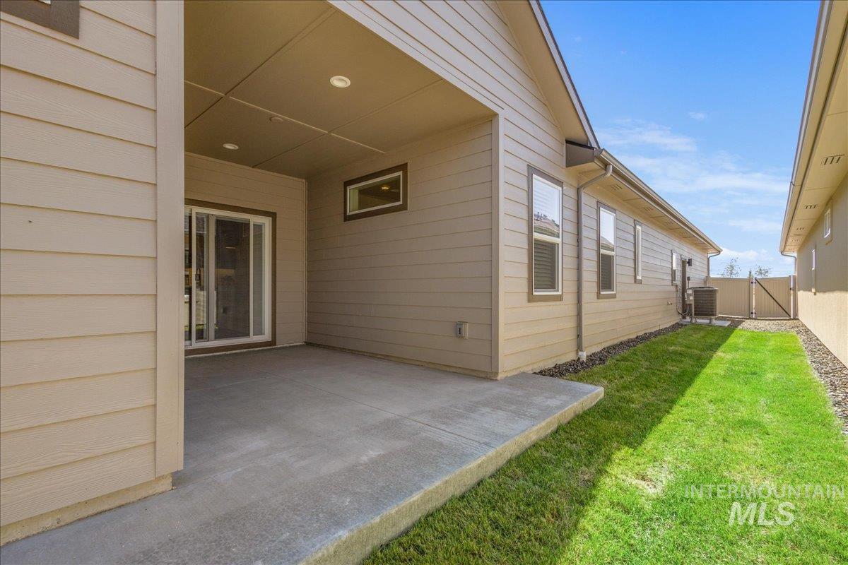 395 E Chevy Dr, Boise, Idaho 83716, 3 Bedrooms, 2 Bathrooms, Residential For Sale, Price $459,900, 98984335