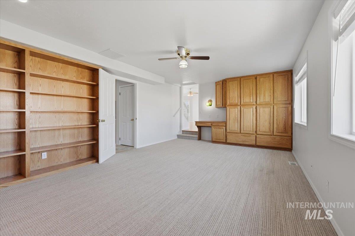 1128 W State St, Meridian, Idaho 83642, 4 Bedrooms, 3 Bathrooms, Residential For Sale, Price $565,000,MLS 98984336