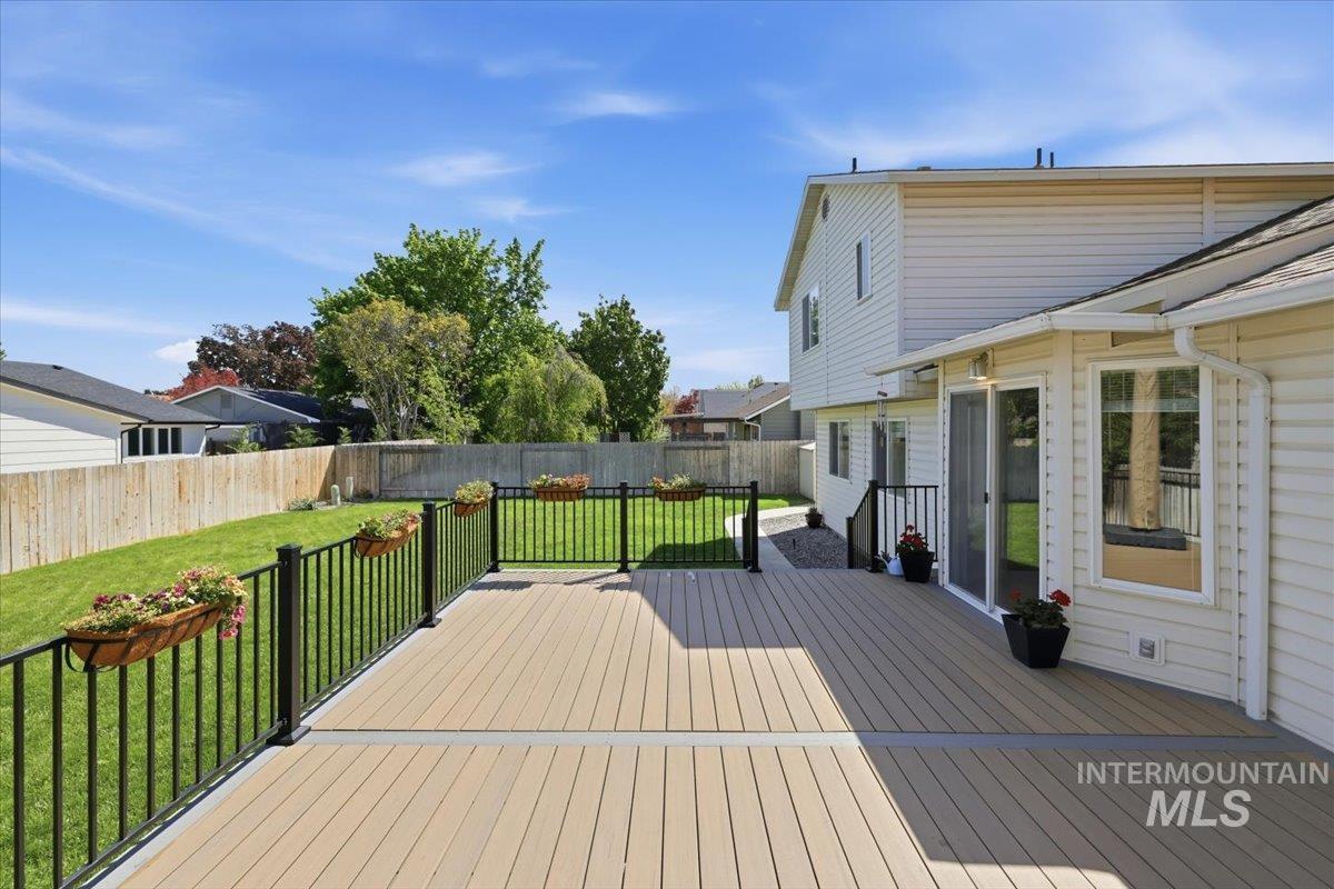 1128 W State St, Meridian, Idaho 83642, 4 Bedrooms, 3 Bathrooms, Residential For Sale, Price $565,000,MLS 98984336