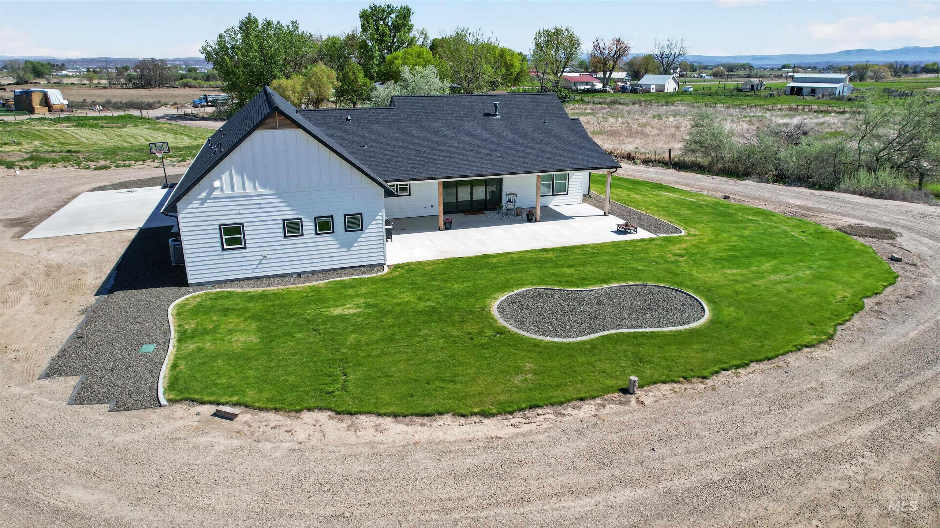 2369 SW 1st Ave, Fruitland, Idaho 83619-3600, 3 Bedrooms, 2.5 Bathrooms, Residential For Sale, Price $1,199,000,MLS 98984337