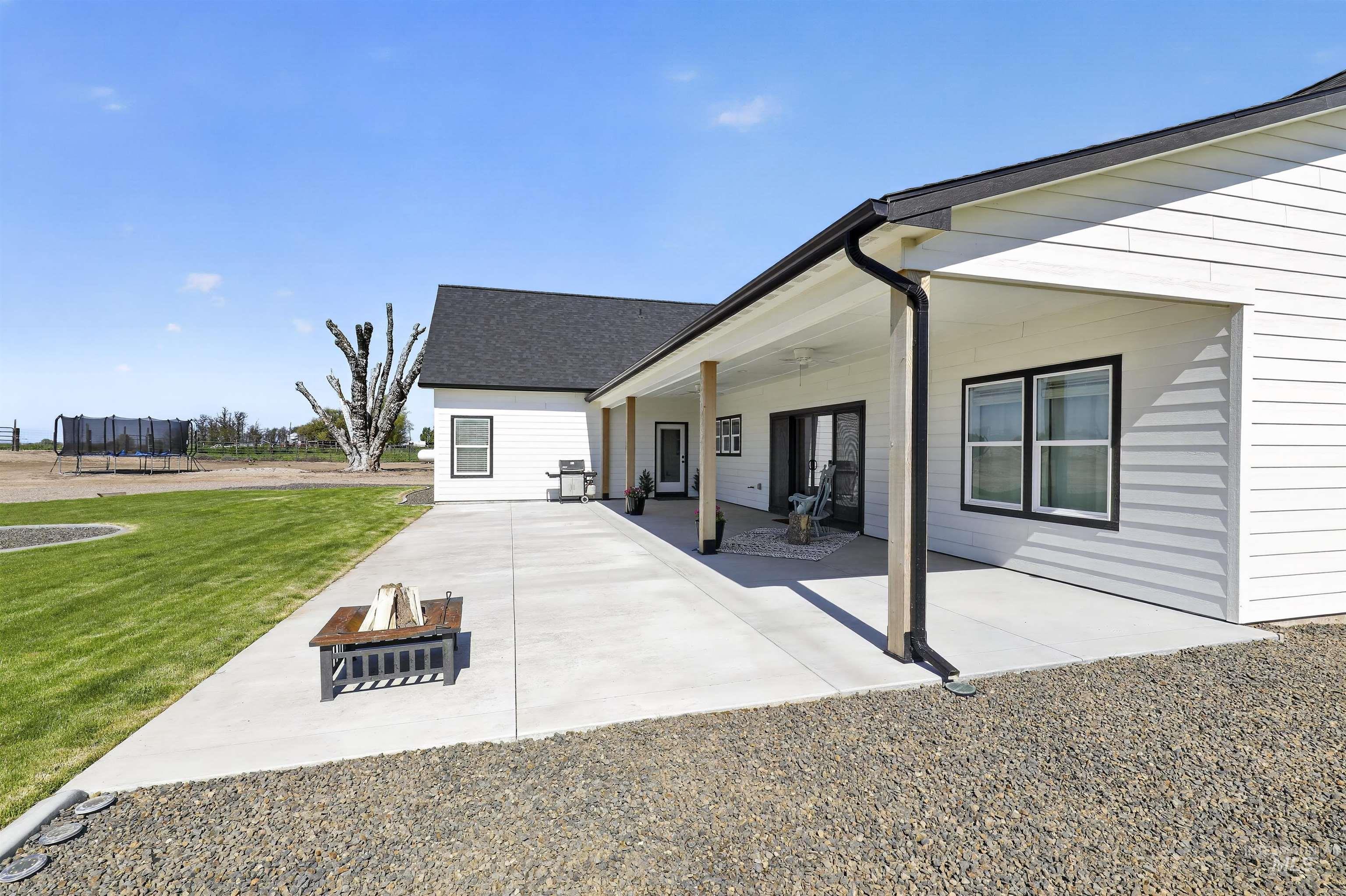 2369 SW 1st Ave, Fruitland, Idaho 83619-3600, 3 Bedrooms, 2.5 Bathrooms, Residential For Sale, Price $1,199,000,MLS 98984337