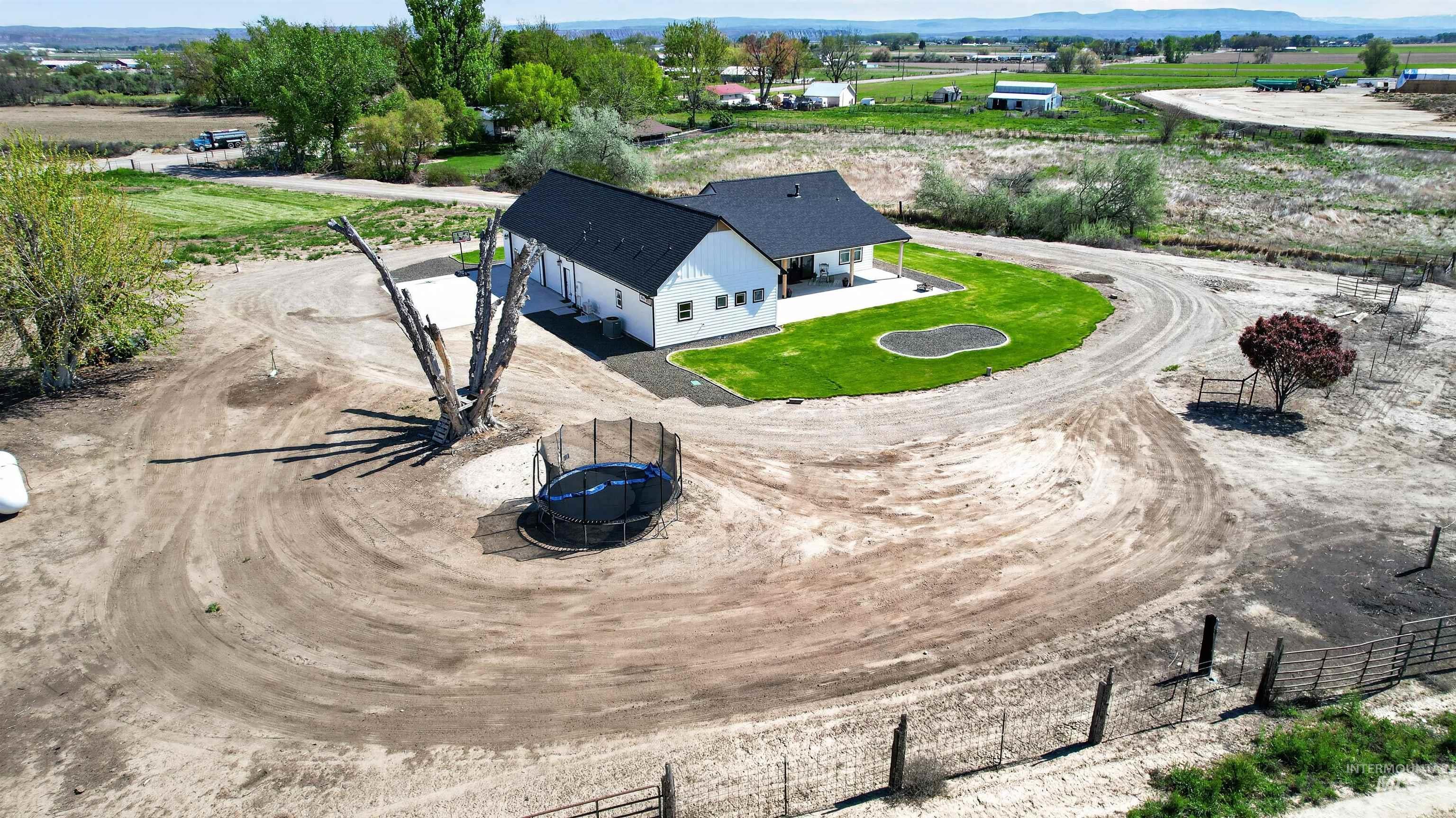 2369 SW 1st Ave, Fruitland, Idaho 83619-3600, 3 Bedrooms, 2.5 Bathrooms, Residential For Sale, Price $1,199,000,MLS 98984337