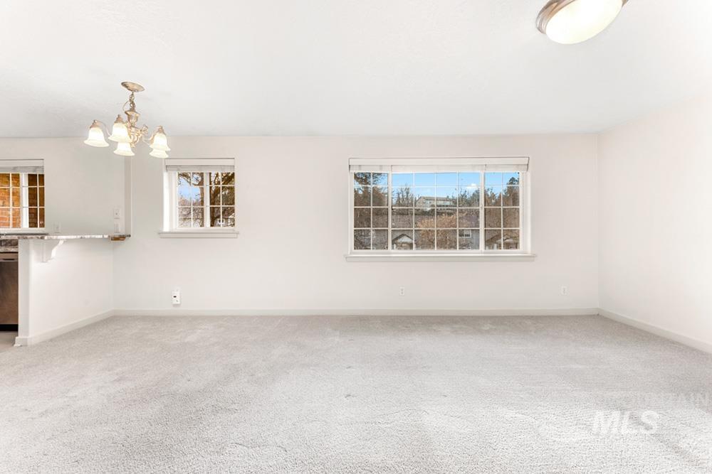 419 W Village Ln, Boise, Idaho 83702, 2 Bedrooms, 1 Bathroom, Residential For Sale, Price $329,900, 98984340