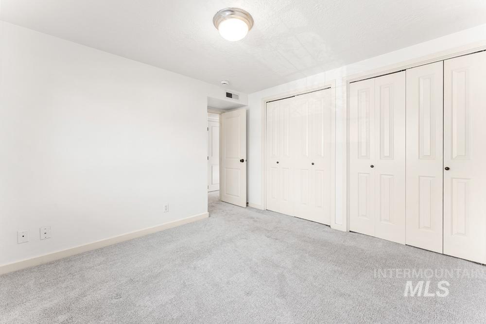 419 W Village Ln, Boise, Idaho 83702, 2 Bedrooms, 1 Bathroom, Residential For Sale, Price $329,900, 98984340