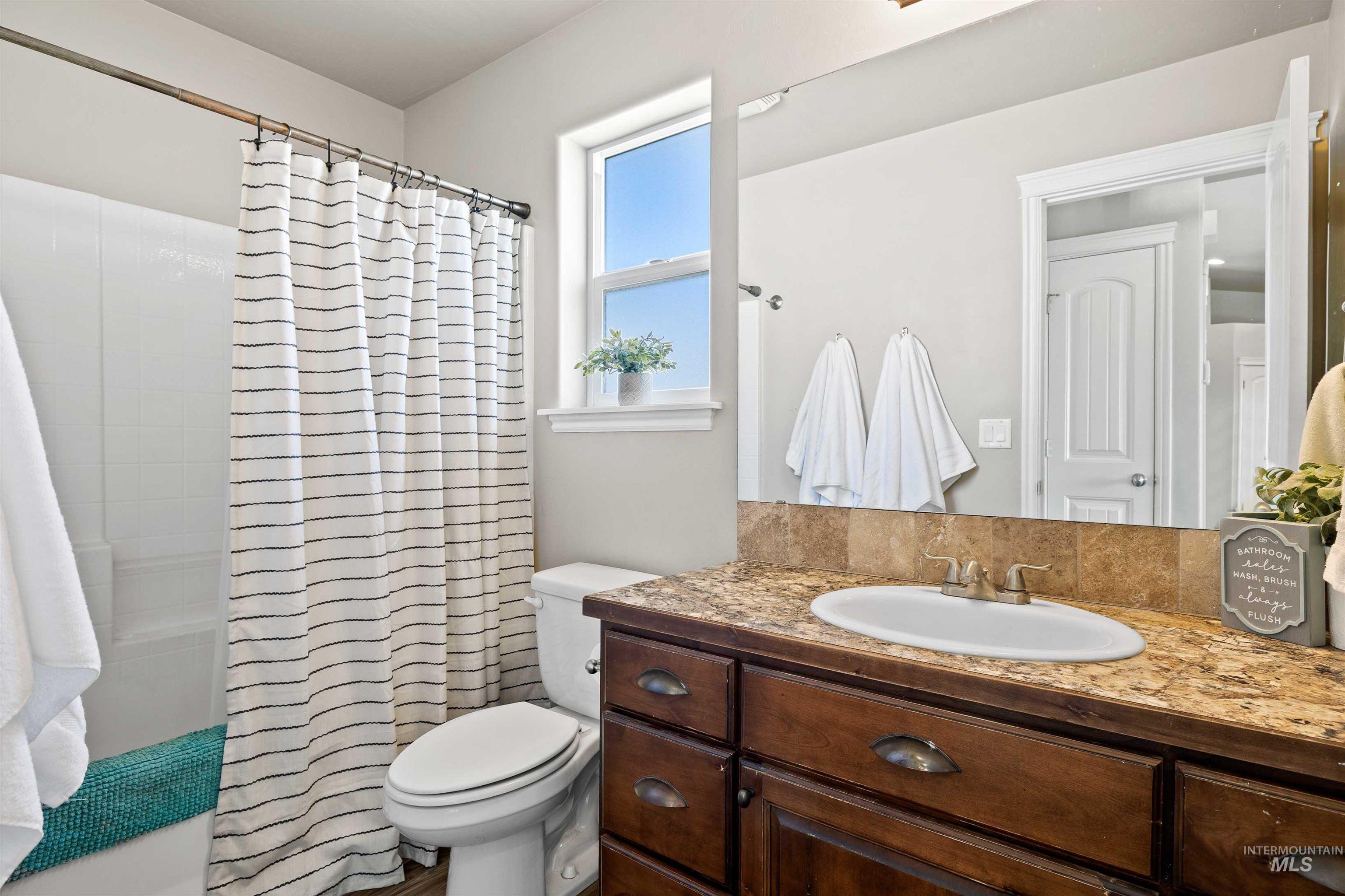 2421 Forge Street, Twin Falls, Idaho 83301, 3 Bedrooms, 2 Bathrooms, Residential For Sale, Price $390,000, 98984341
