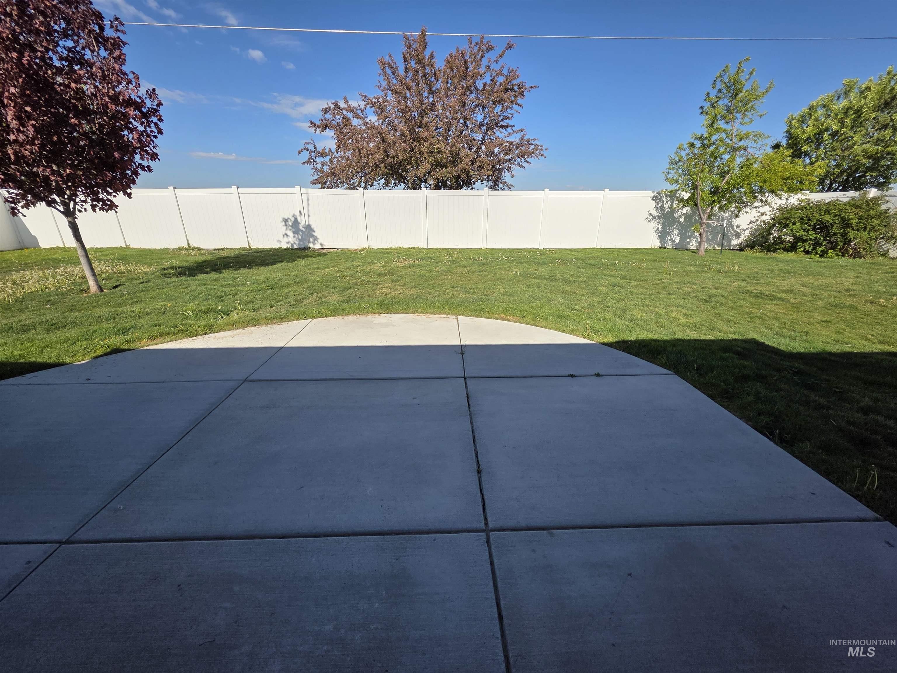 2421 Forge Street, Twin Falls, Idaho 83301, 3 Bedrooms, 2 Bathrooms, Residential For Sale, Price $390,000,MLS 98984341