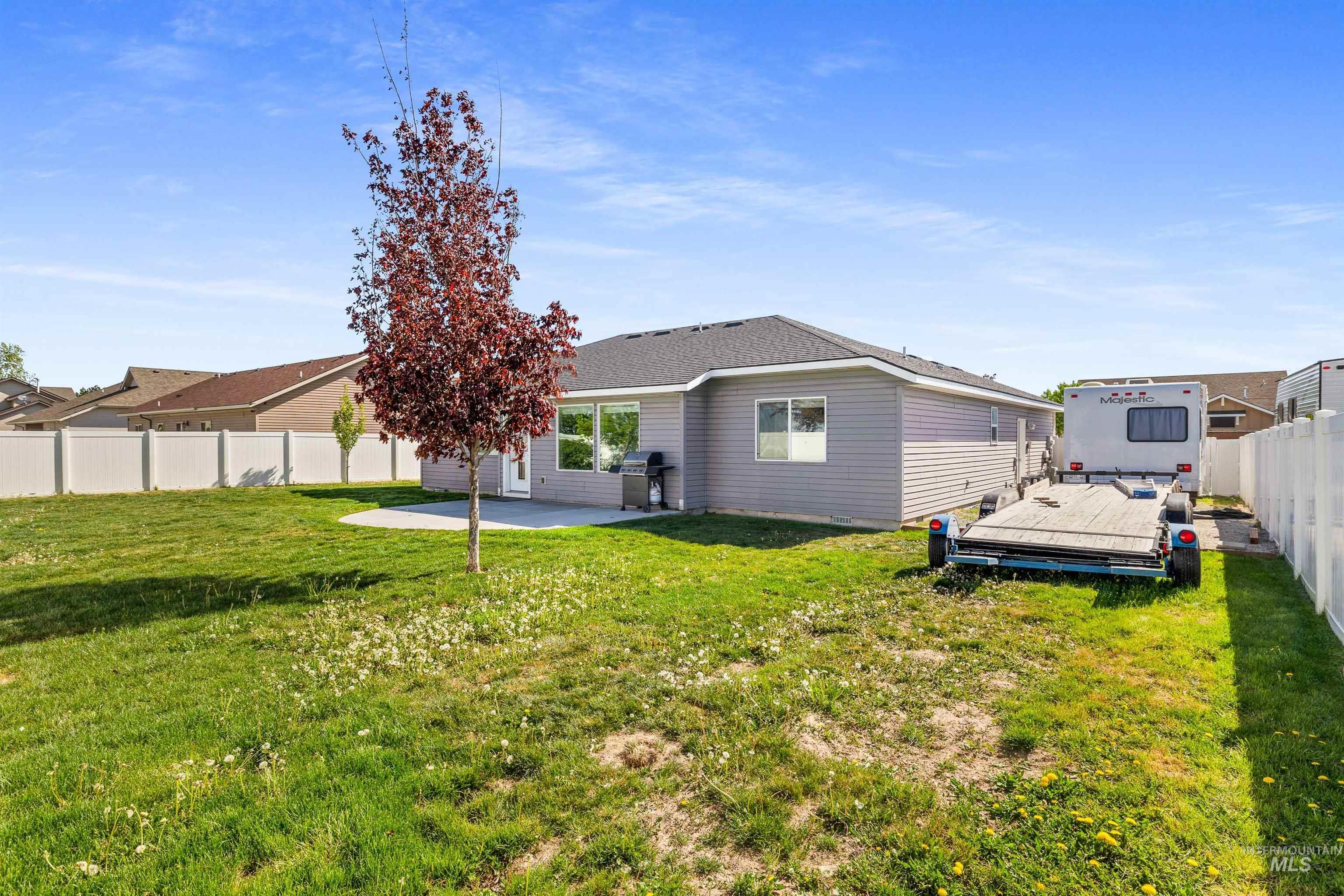 2421 Forge Street, Twin Falls, Idaho 83301, 3 Bedrooms, 2 Bathrooms, Residential For Sale, Price $390,000, 98984341