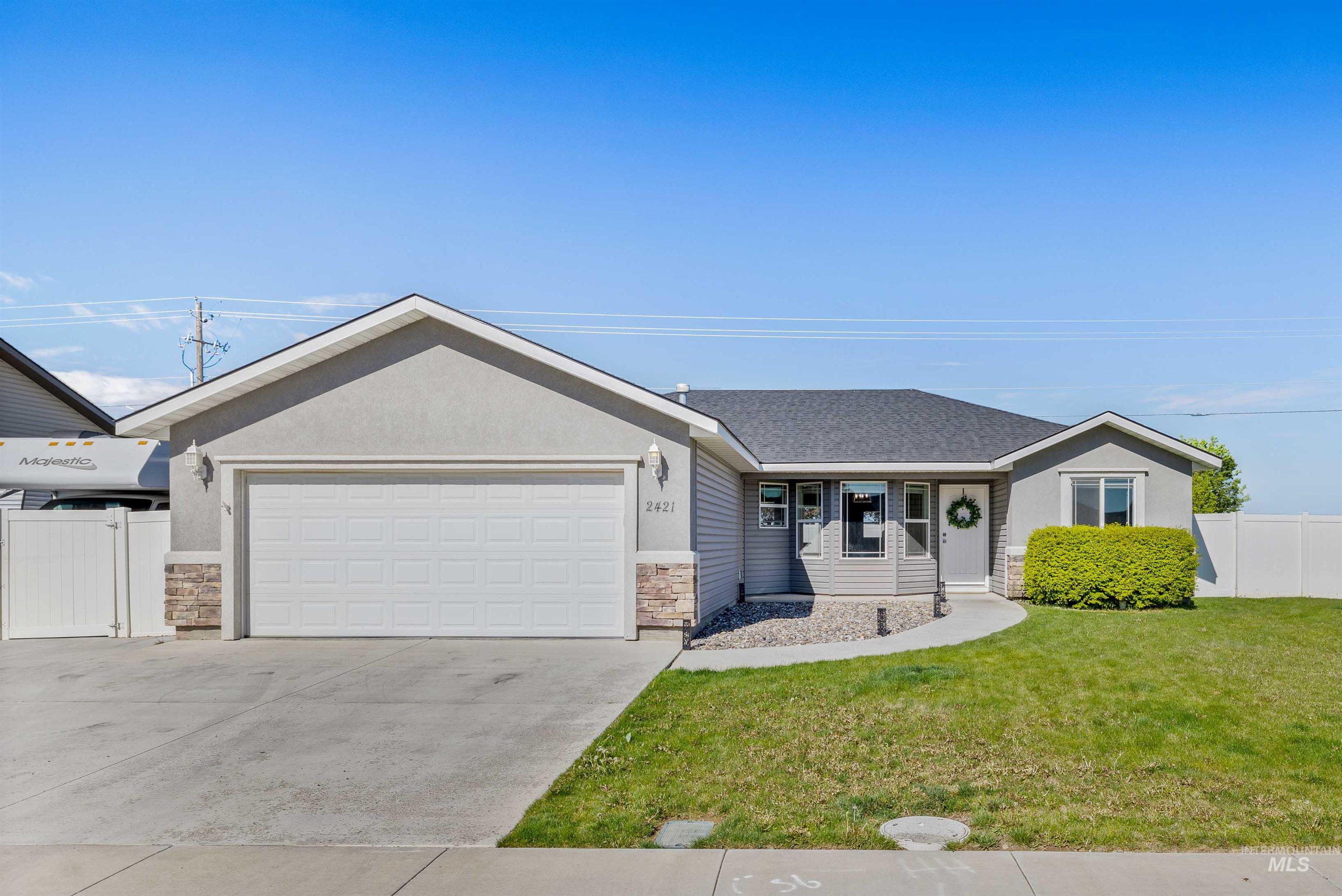 2421 Forge Street, Twin Falls, Idaho 83301, 3 Bedrooms, 2 Bathrooms, Residential For Sale, Price $390,000, 98984341