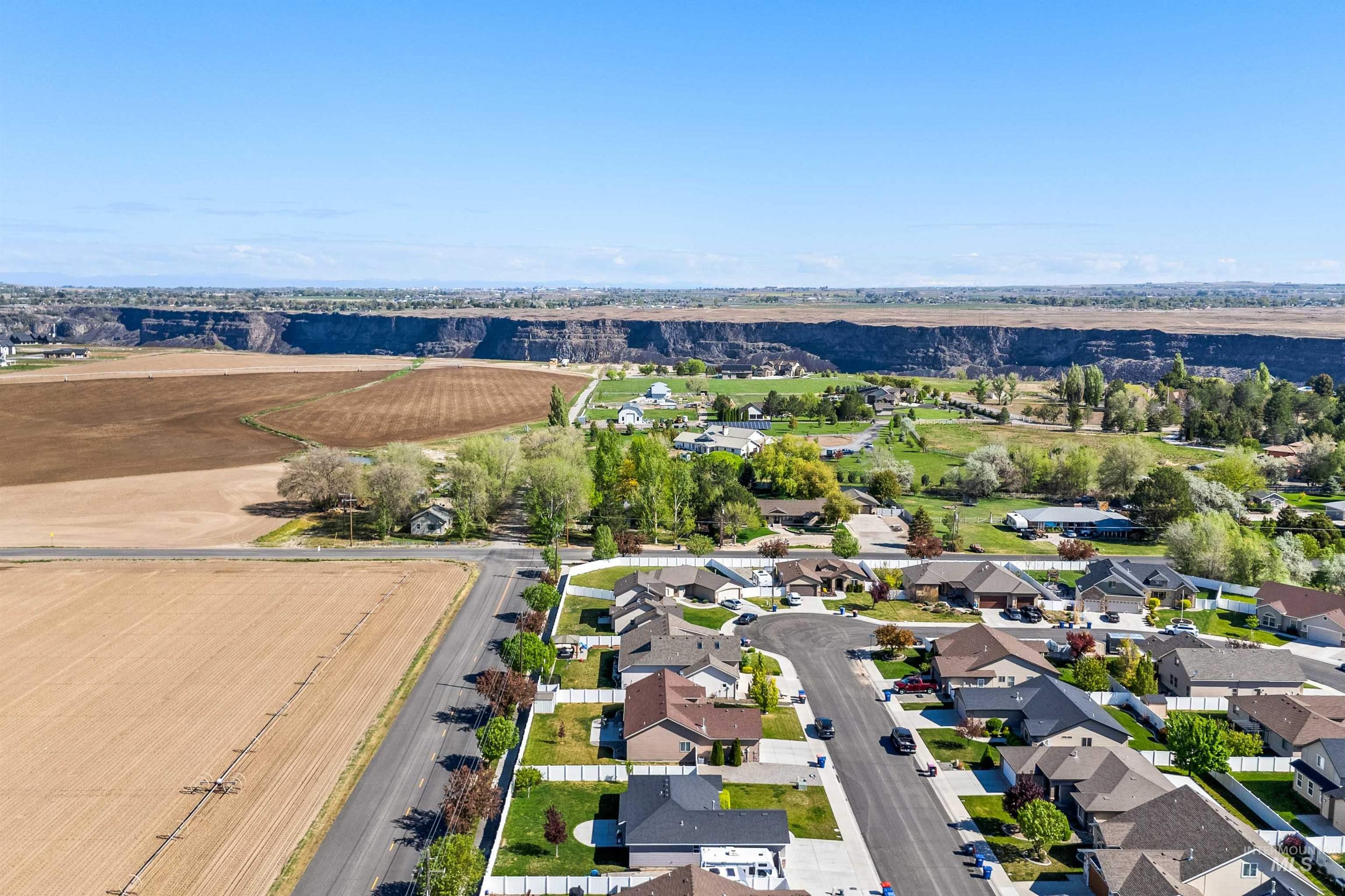 2421 Forge Street, Twin Falls, Idaho 83301, 3 Bedrooms, 2 Bathrooms, Residential For Sale, Price $390,000, 98984341