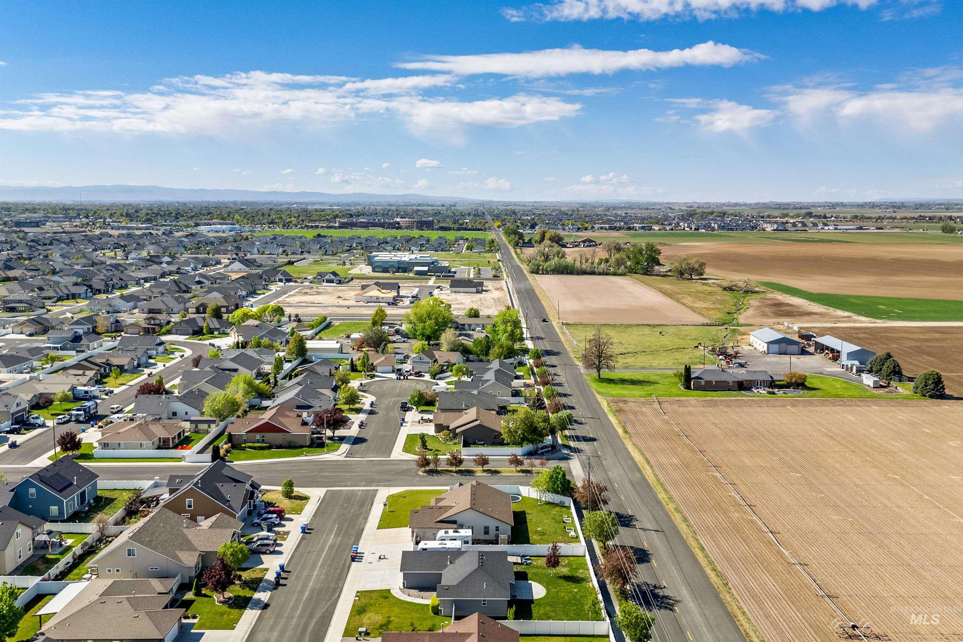 2421 Forge Street, Twin Falls, Idaho 83301, 3 Bedrooms, 2 Bathrooms, Residential For Sale, Price $390,000, 98984341