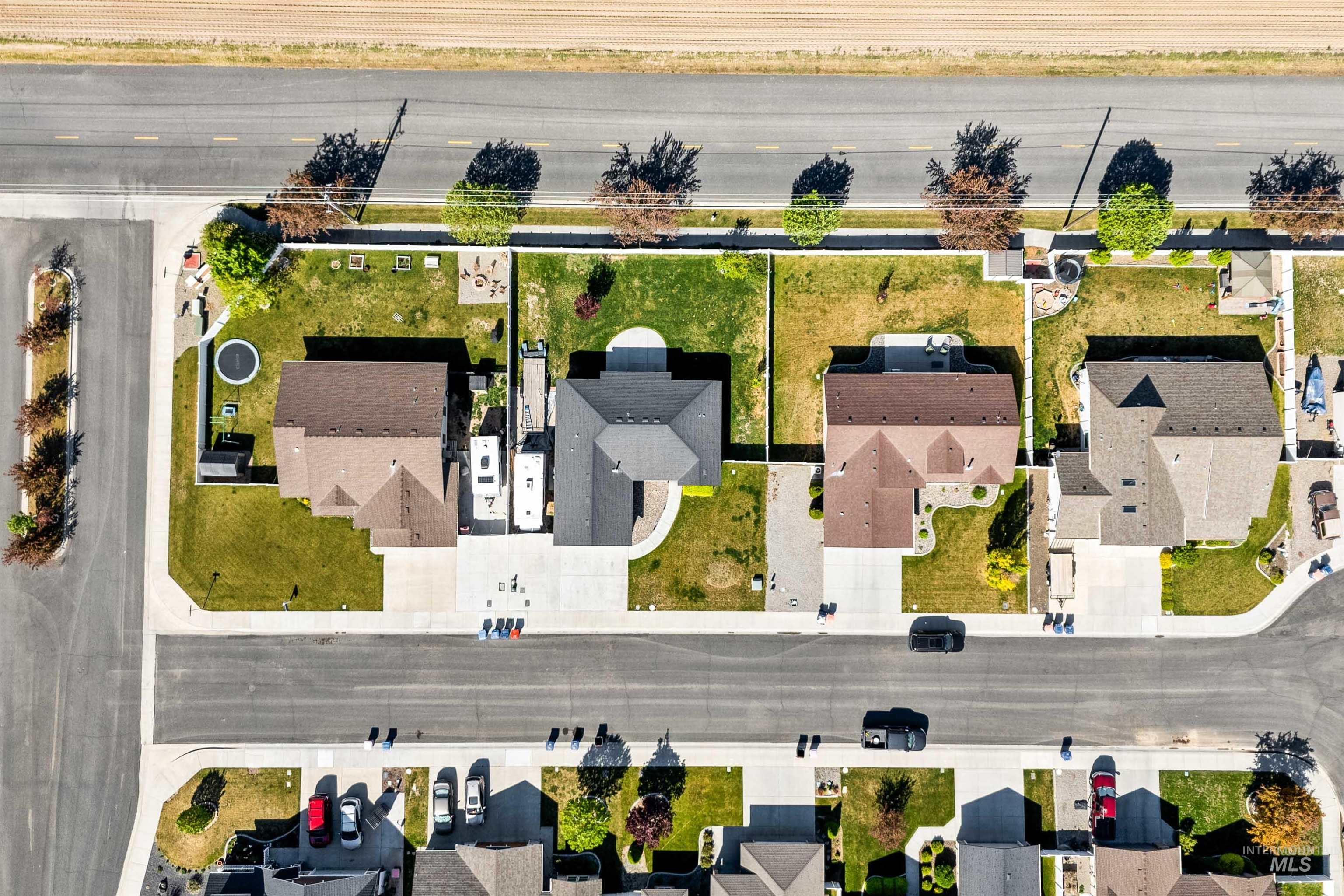 2421 Forge Street, Twin Falls, Idaho 83301, 3 Bedrooms, 2 Bathrooms, Residential For Sale, Price $390,000, 98984341