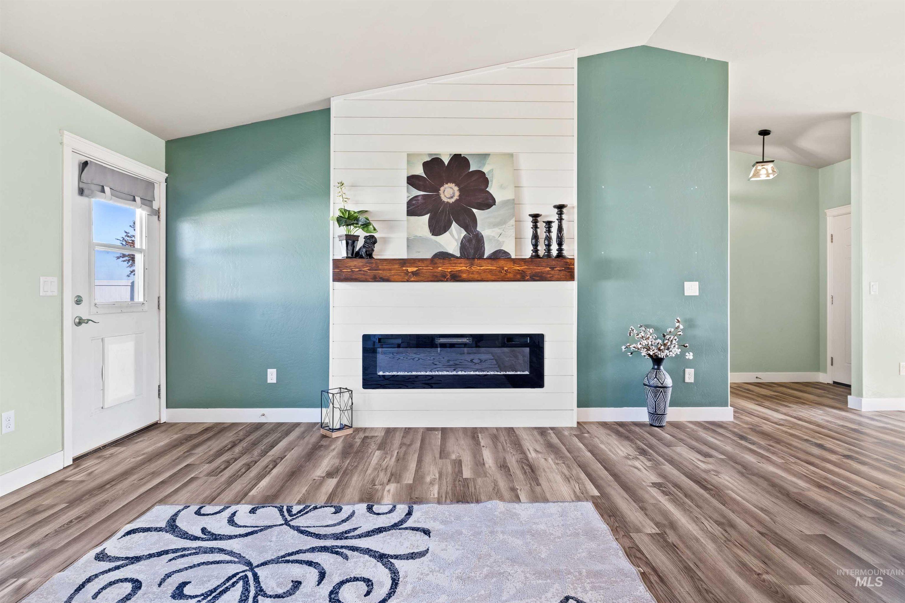 2421 Forge Street, Twin Falls, Idaho 83301, 3 Bedrooms, 2 Bathrooms, Residential For Sale, Price $390,000, 98984341