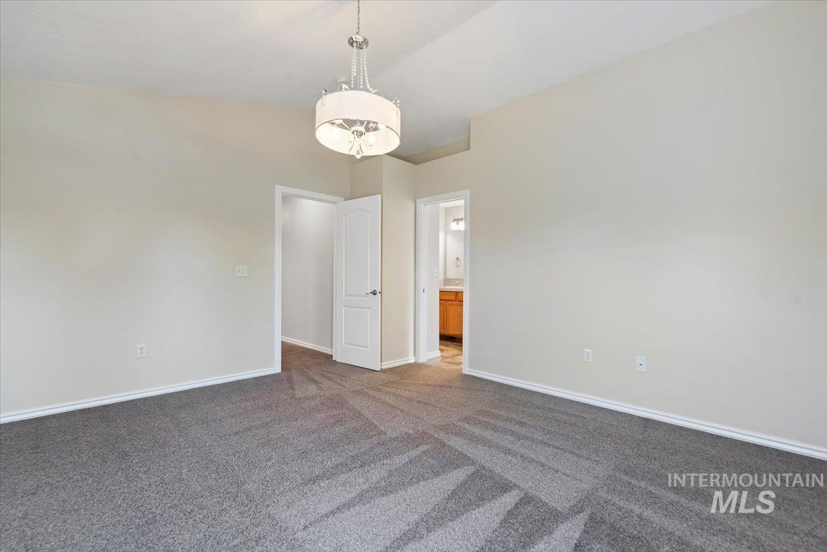 1953 W Marten Creek Dr, Meridian, Idaho 83646, 4 Bedrooms, 3 Bathrooms, Residential For Sale, Price $575,000,MLS 98984347