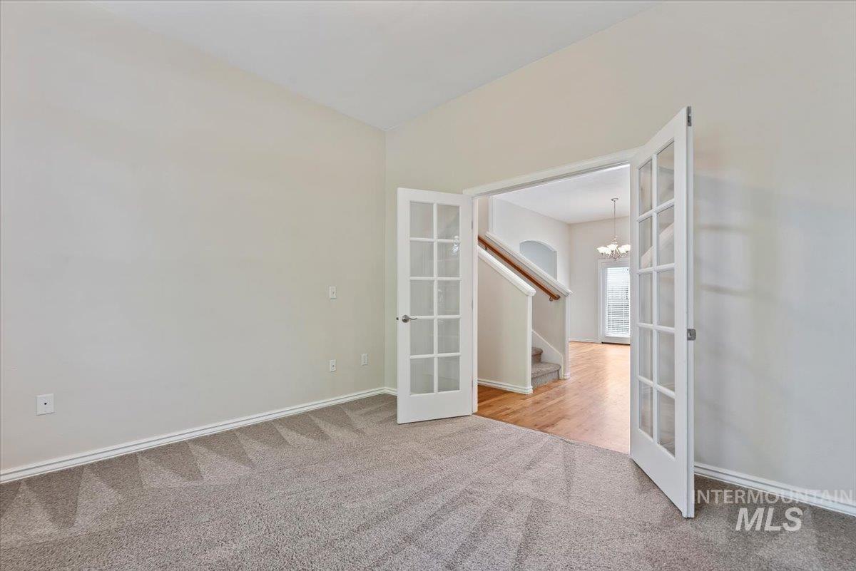 1953 W Marten Creek Dr, Meridian, Idaho 83646, 4 Bedrooms, 3 Bathrooms, Residential For Sale, Price $549,000, 98984347