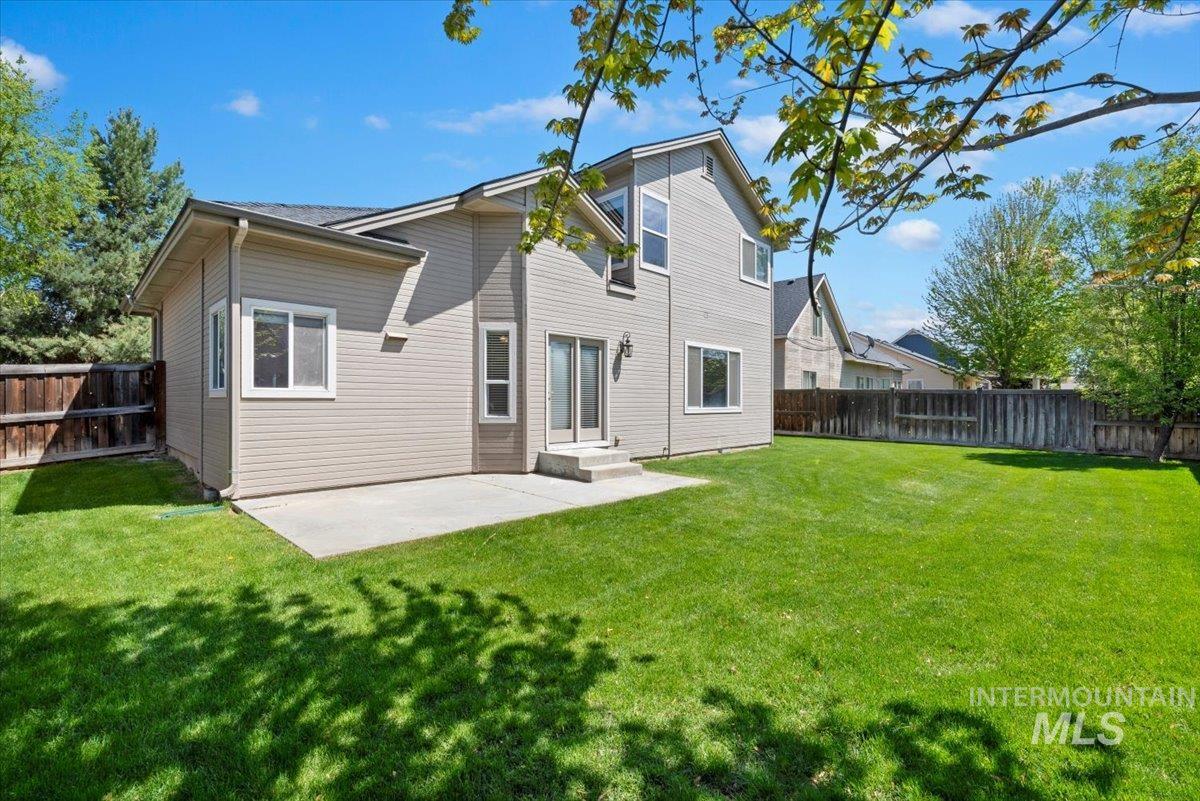 1953 W Marten Creek Dr, Meridian, Idaho 83646, 4 Bedrooms, 3 Bathrooms, Residential For Sale, Price $549,000, 98984347