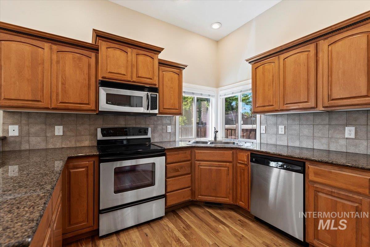 1953 W Marten Creek Dr, Meridian, Idaho 83646, 4 Bedrooms, 3 Bathrooms, Residential For Sale, Price $549,000, 98984347