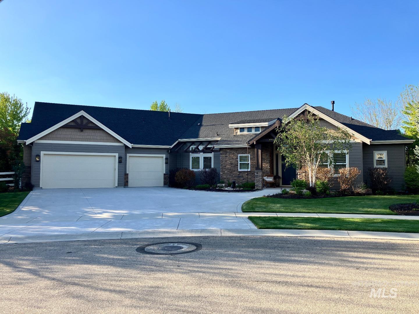 1912 N Lodge Creek Way, Eagle, Idaho 83616, 5 Bedrooms, 4 Bathrooms, Residential For Sale, Price $1,299,000,MLS 98984349