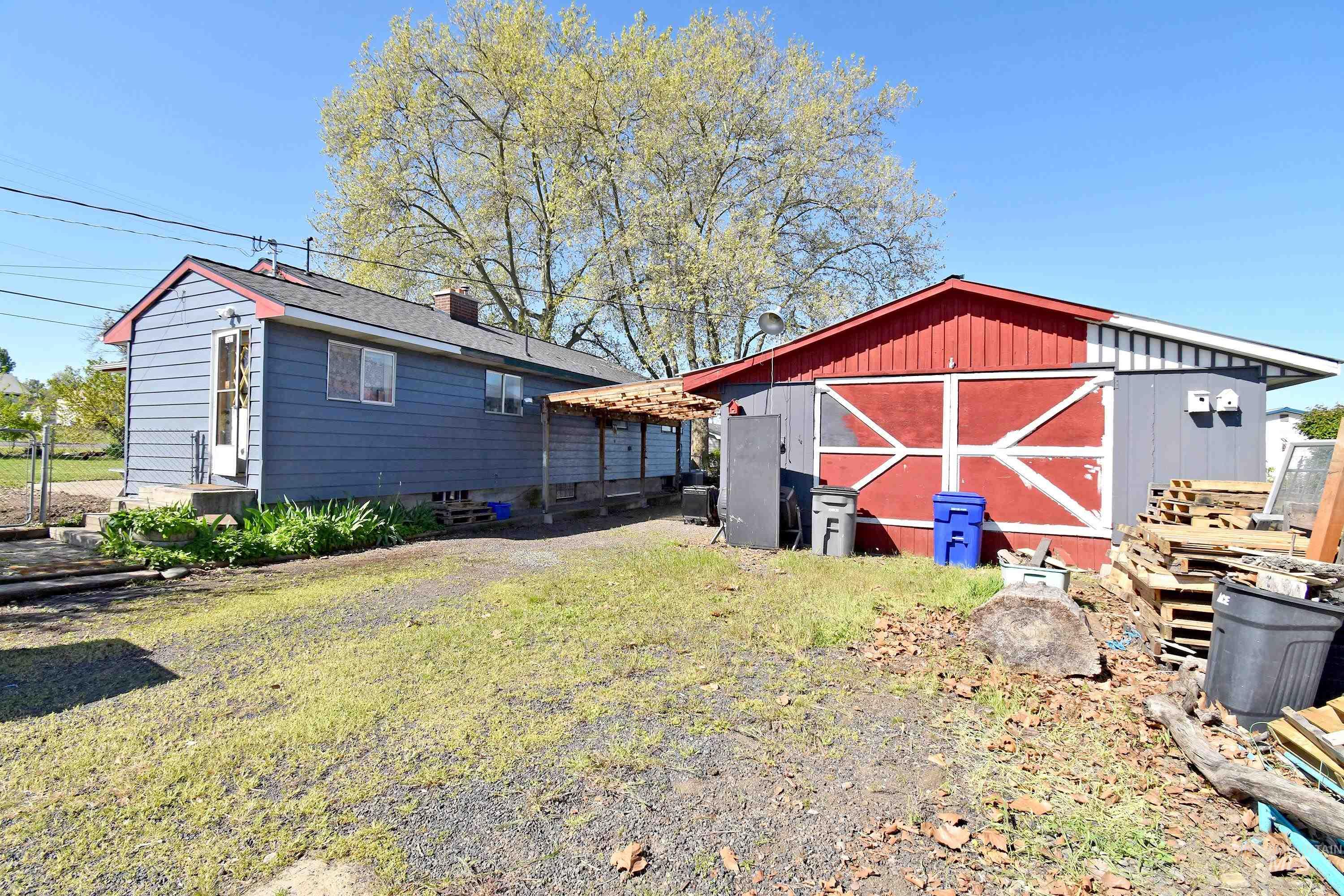 1521 Grelle Avenue, Lewiston, Idaho 83501, 4 Bedrooms, 2 Bathrooms, Residential For Sale, Price $360,000, 98984358