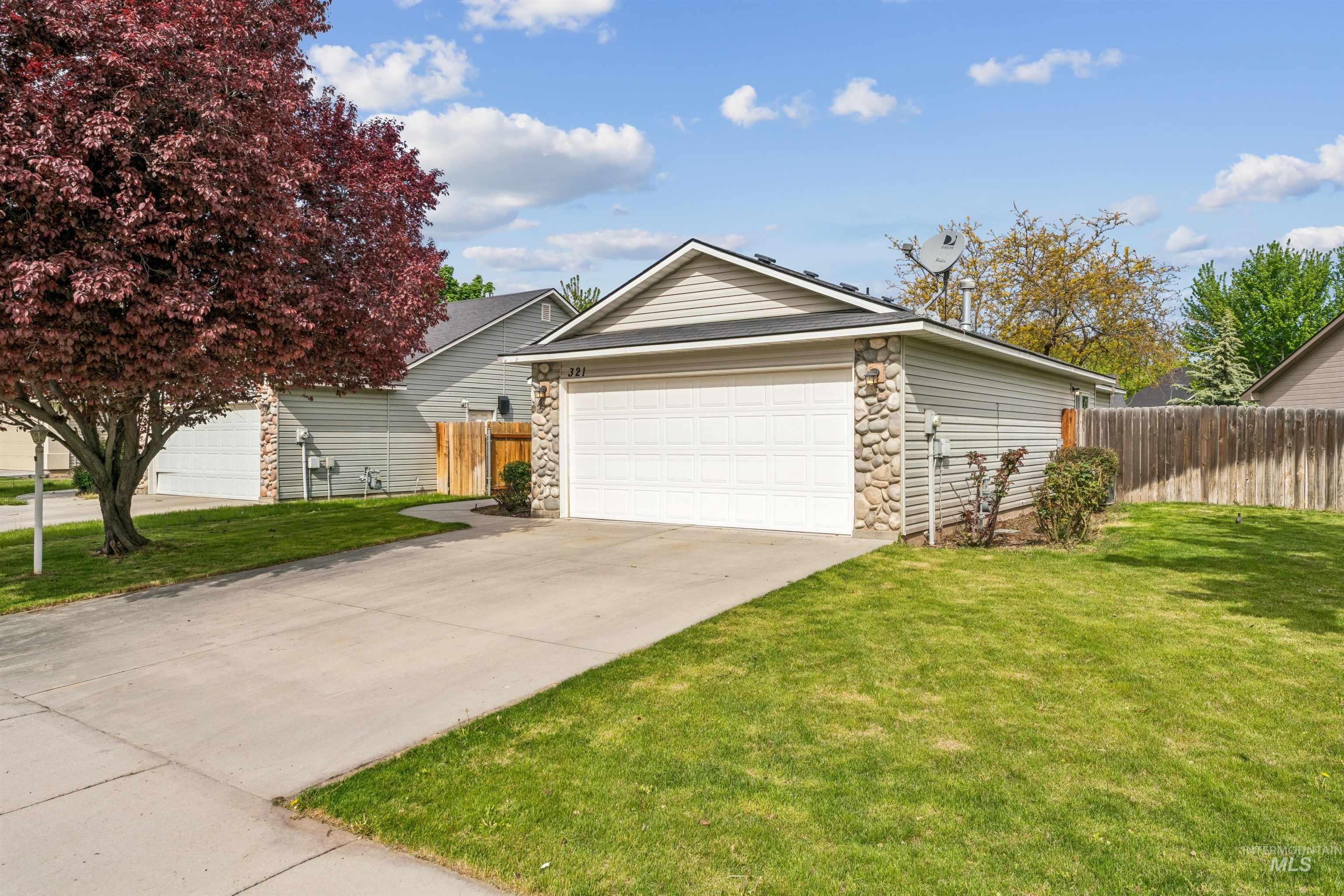 321 Pietra Way, Caldwell, Idaho 83605, 3 Bedrooms, 2 Bathrooms, Residential For Sale, Price $349,900, 98984359