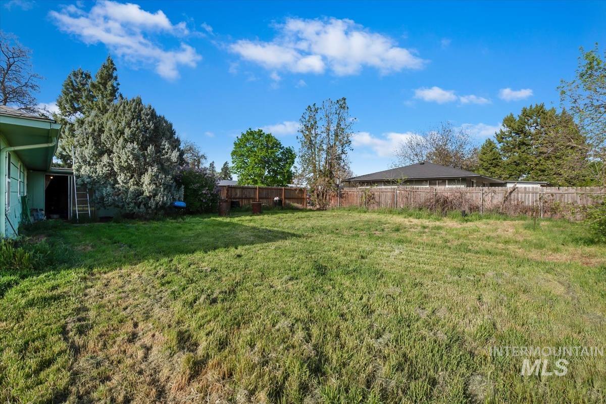 404 S Whitley Dr, Fruitland, Idaho 83619, 3 Bedrooms, 1 Bathroom, Residential For Sale, Price $239,900, 98984360