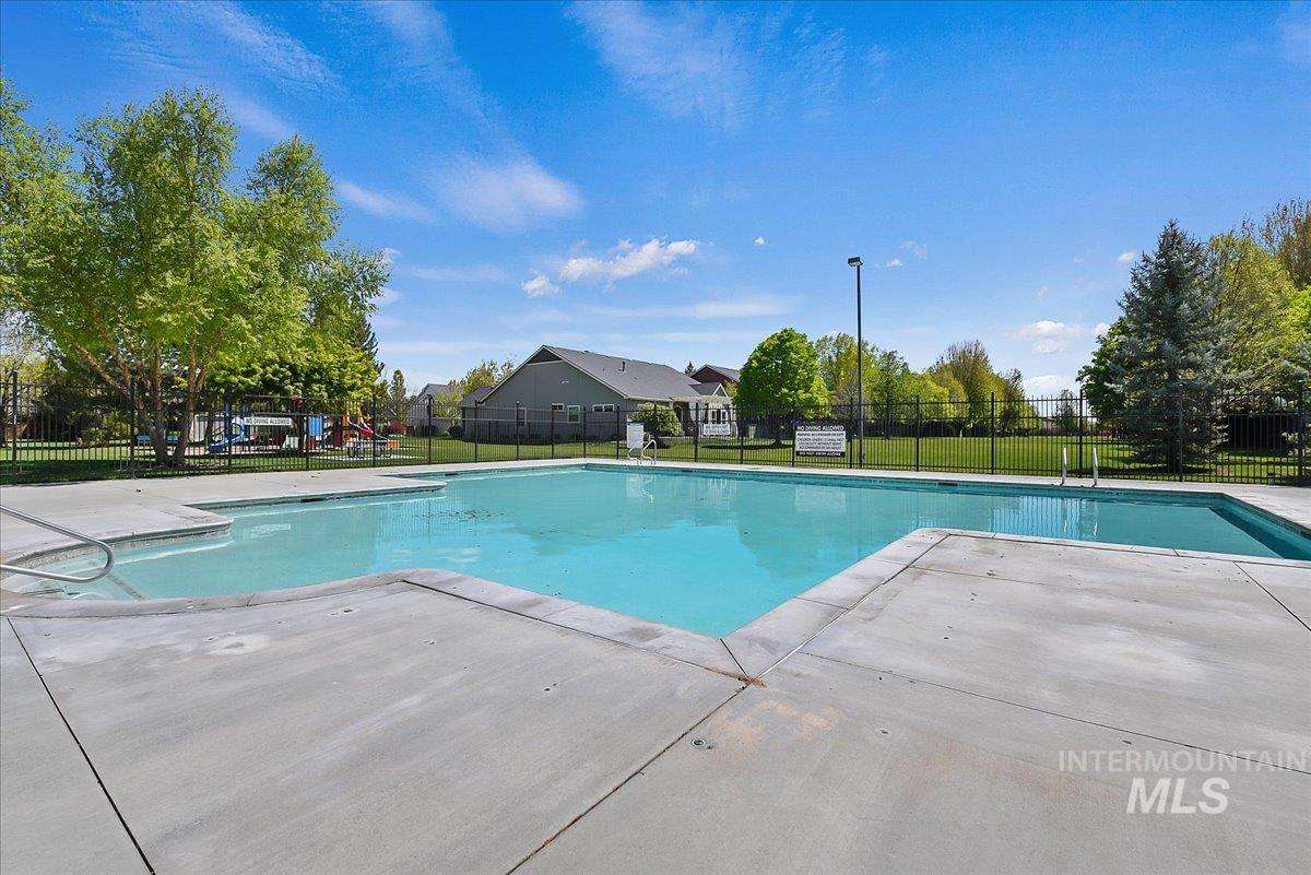 1173 W Hitchcock St, Meridian, Idaho 83646, 5 Bedrooms, 3.5 Bathrooms, Residential For Sale, Price $815,000, 98984361