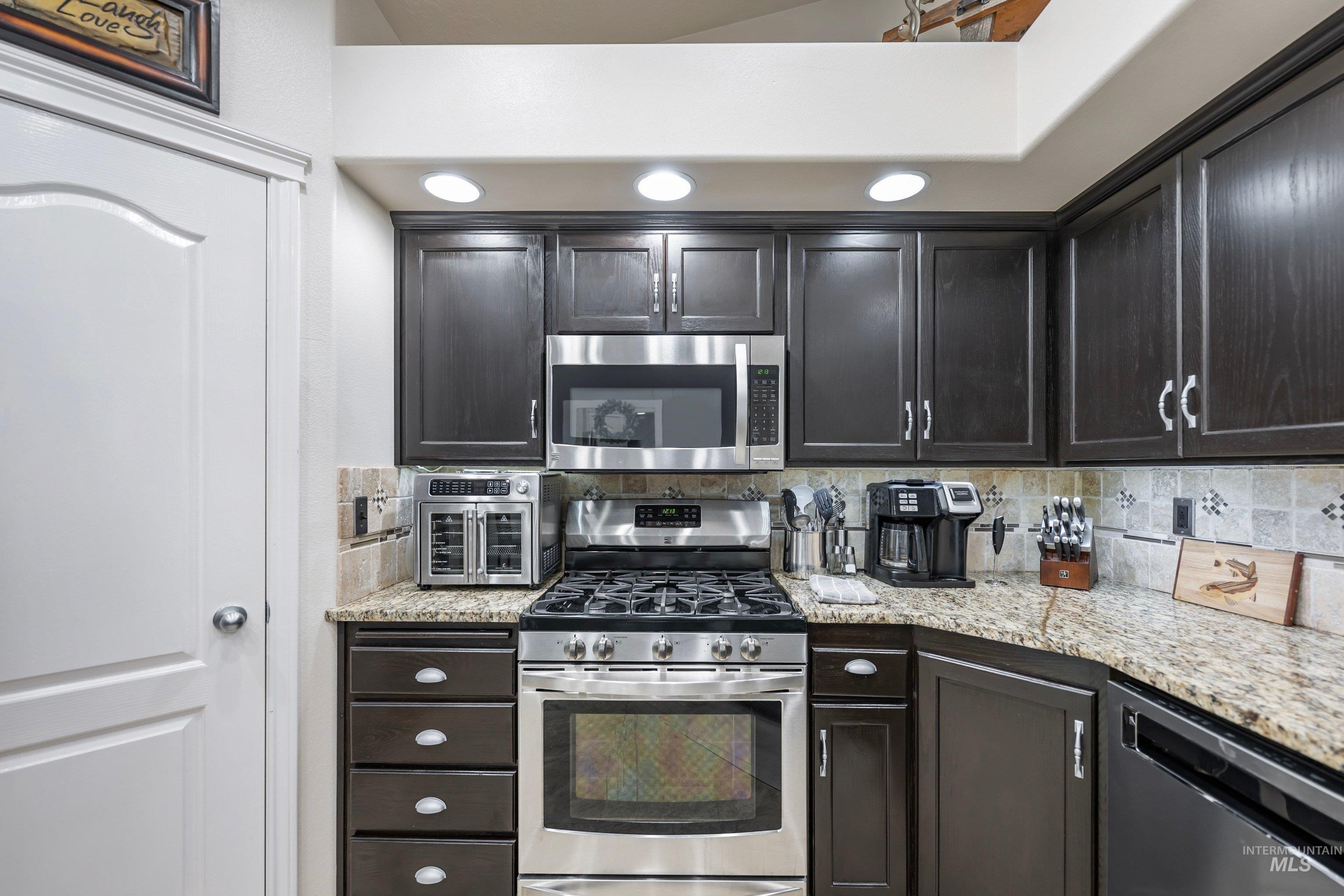 18151 Royal Way, Nampa, Idaho 83687, 4 Bedrooms, 2 Bathrooms, Residential For Sale, Price $379,900, 98984368