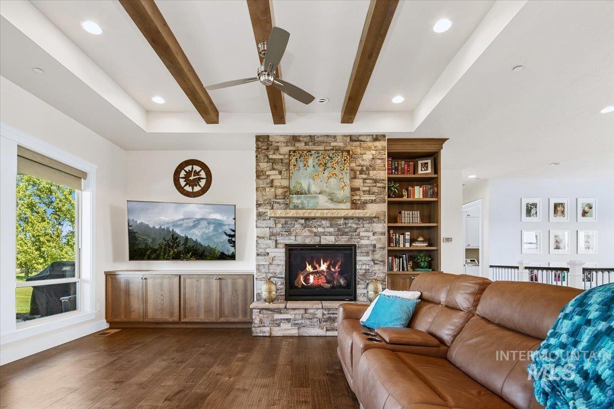 7760 N Grand Ridge Lane, Eagle, Idaho 83616-0000, 4 Bedrooms, 2.5 Bathrooms, Residential For Sale, Price $1,185,000, 98984369