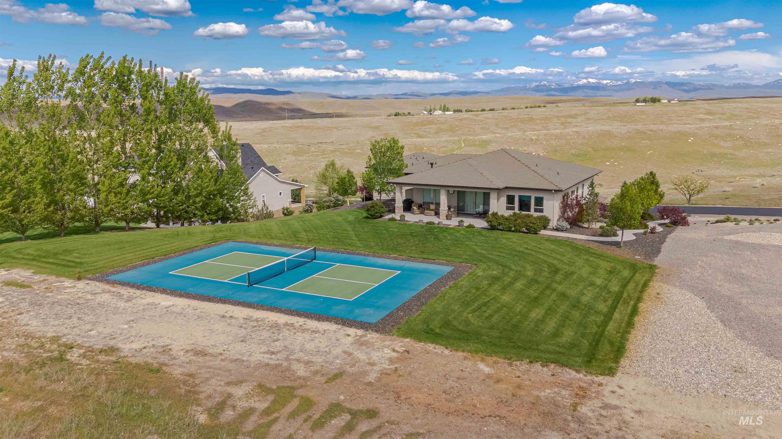 7760 N Grand Ridge Lane, Eagle, Idaho 83616-0000, 4 Bedrooms, 2.5 Bathrooms, Residential For Sale, Price $1,185,000, 98984369