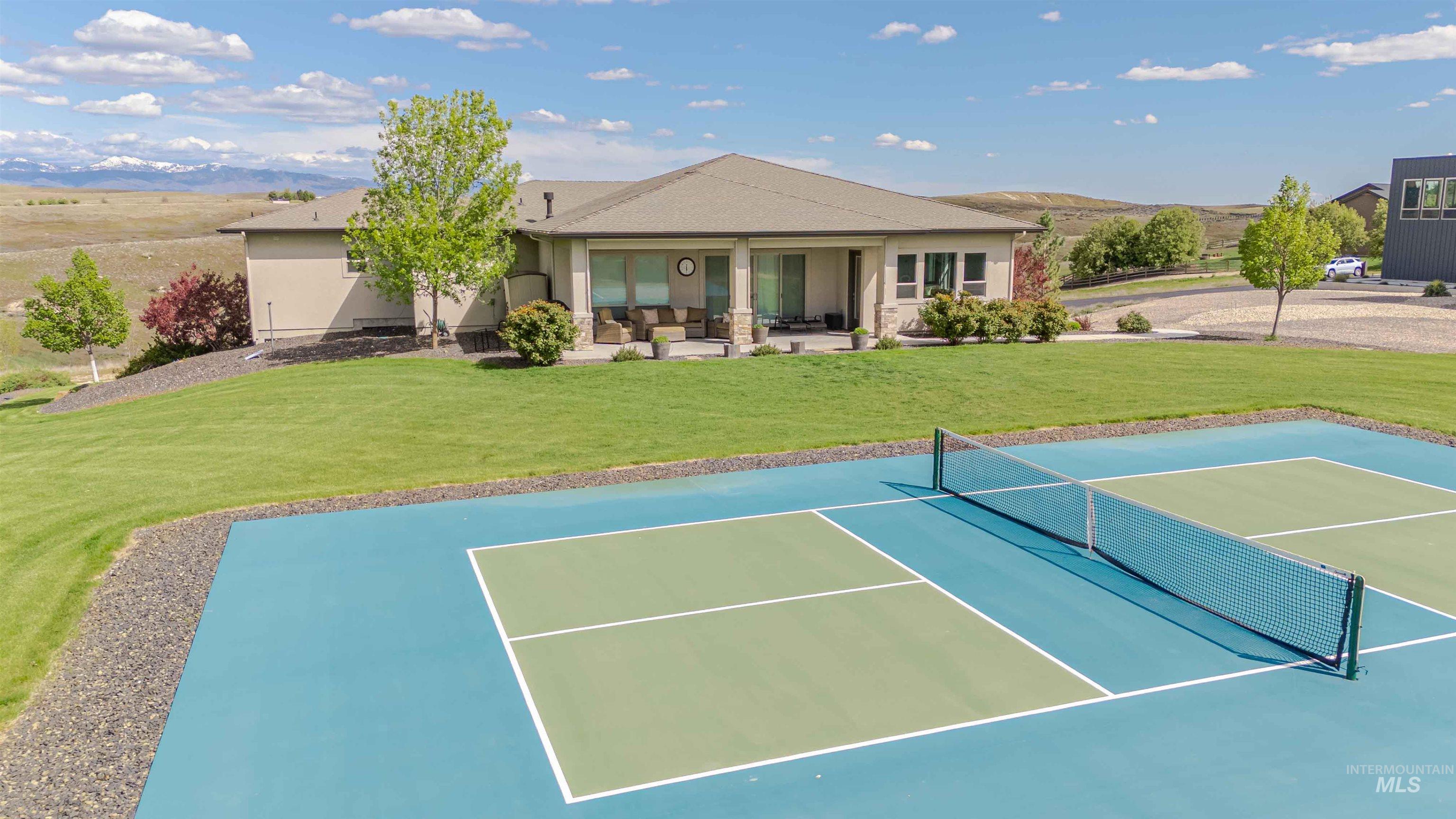 7760 N Grand Ridge Lane, Eagle, Idaho 83616-0000, 4 Bedrooms, 2.5 Bathrooms, Residential For Sale, Price $1,185,000, 98984369