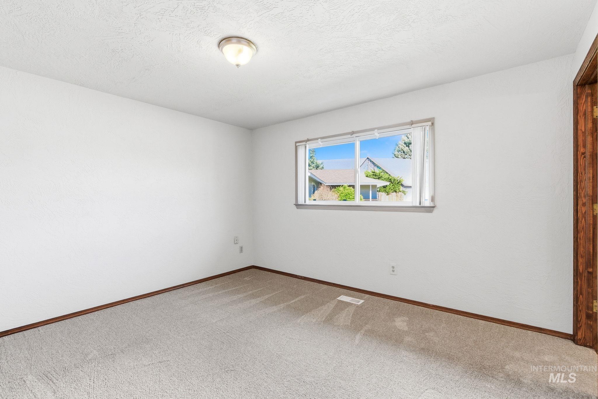 2005 Ram Court, Nampa, Idaho 83651, 3 Bedrooms, 2 Bathrooms, Residential For Sale, Price $364,000, 98984377