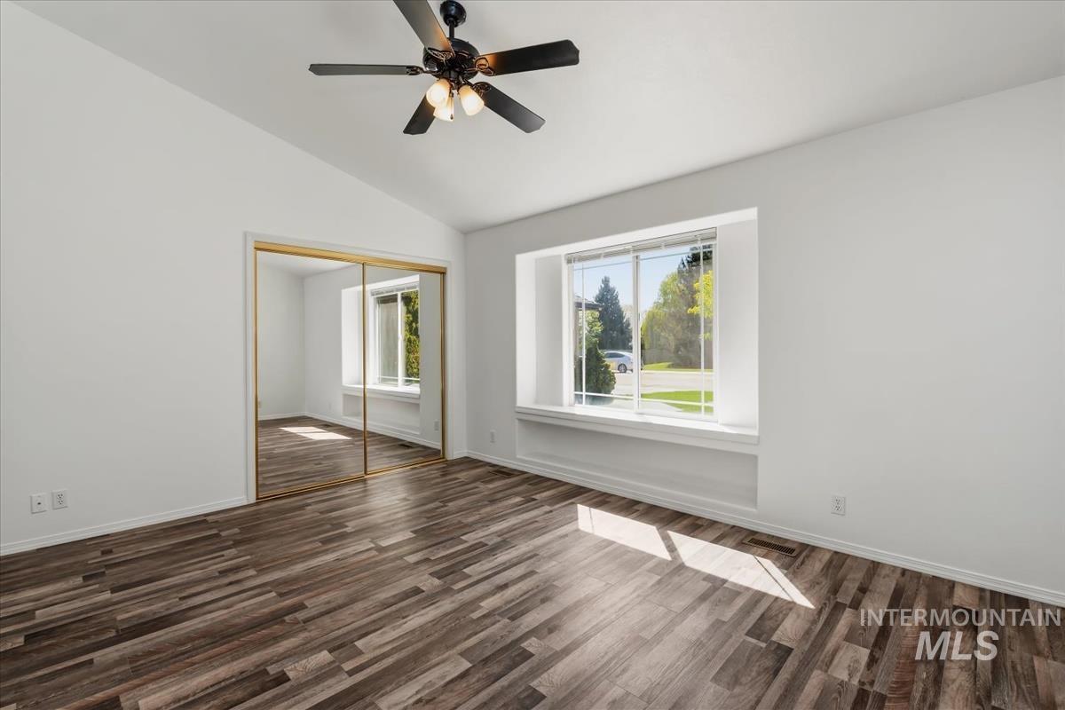802 N Echohawk Way, Eagle, Idaho 83616, 3 Bedrooms, 2 Bathrooms, Residential For Sale, Price $524,900,MLS 98984378