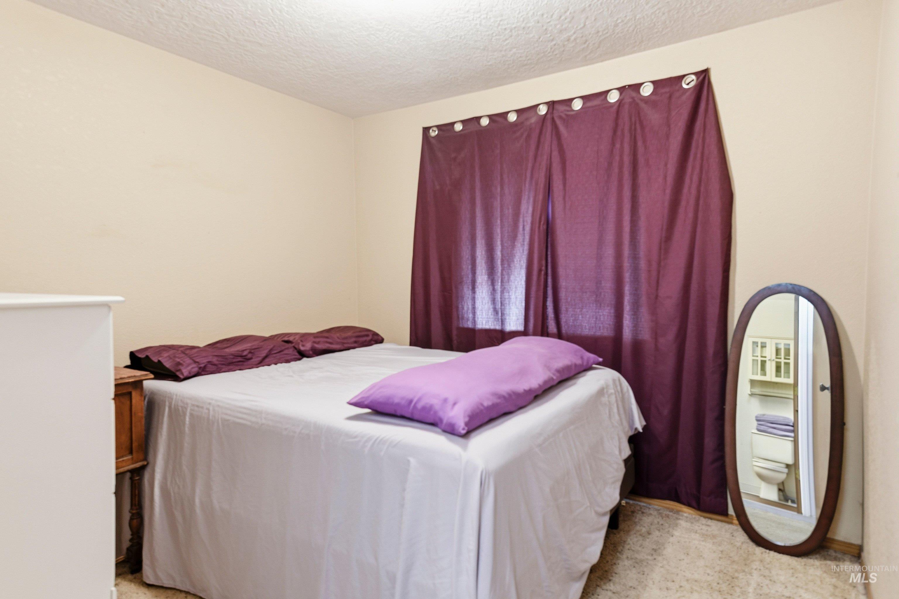 6580 W W Elmer Lane, Boise, Idaho 83714, 3 Bedrooms, 2 Bathrooms, Residential For Sale, Price $375,000,MLS 98984379