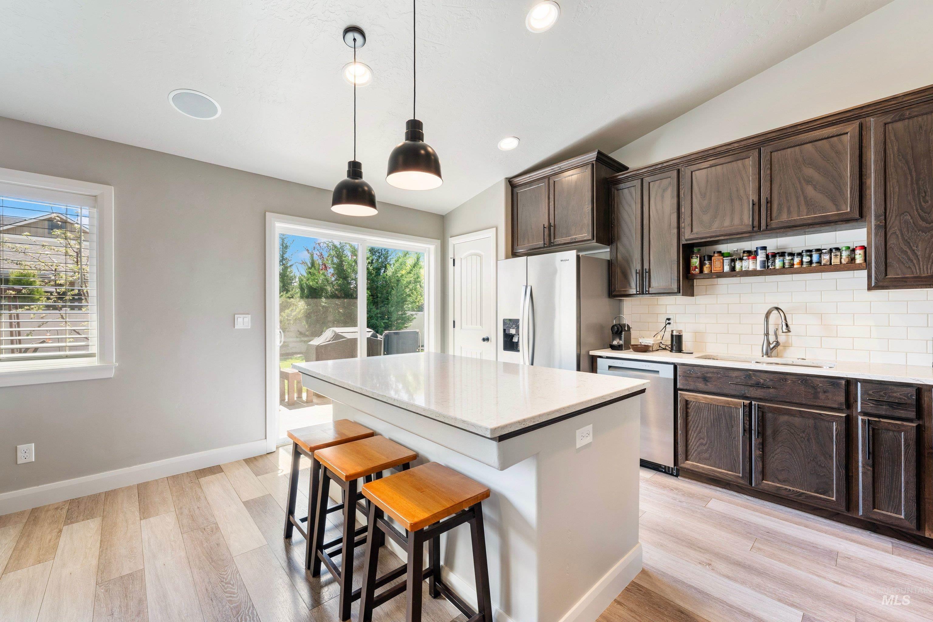 5493 W Los Flores St, Meridian, Idaho 83646, 4 Bedrooms, 2 Bathrooms, Residential For Sale, Price $479,900,MLS 98984380
