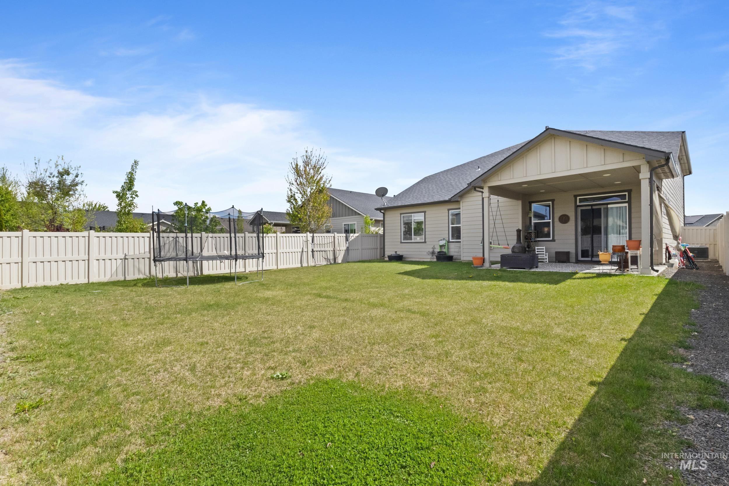 6072 W Quintale Dr, Meridian, Idaho 83646, 4 Bedrooms, 2.5 Bathrooms, Residential For Sale, Price $599,000,MLS 98984384