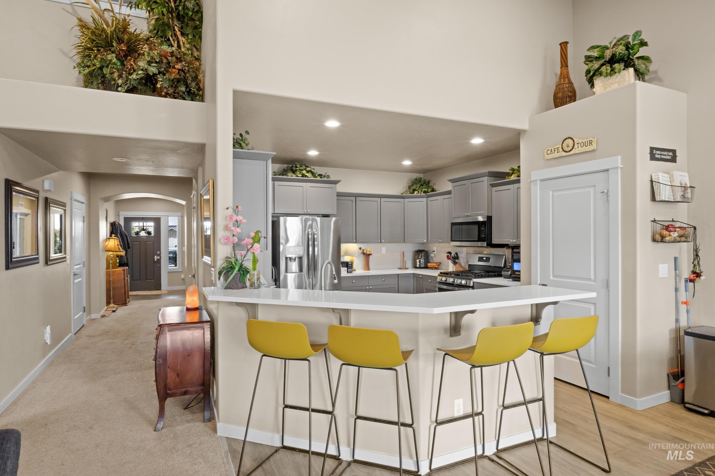 6072 W Quintale Dr, Meridian, Idaho 83646, 4 Bedrooms, 2.5 Bathrooms, Residential For Sale, Price $599,000,MLS 98984384