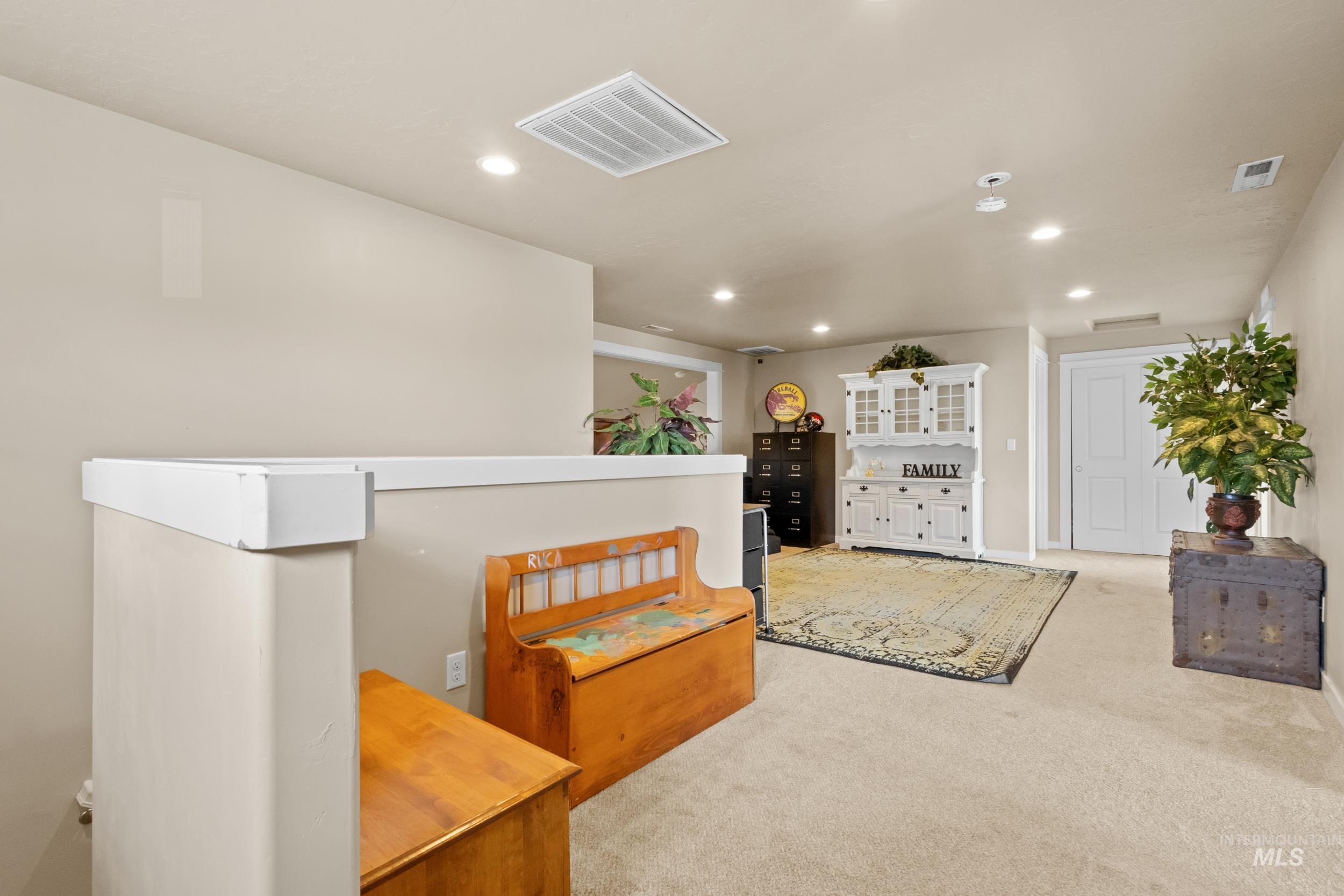6072 W Quintale Dr, Meridian, Idaho 83646, 4 Bedrooms, 2.5 Bathrooms, Residential For Sale, Price $599,000,MLS 98984384