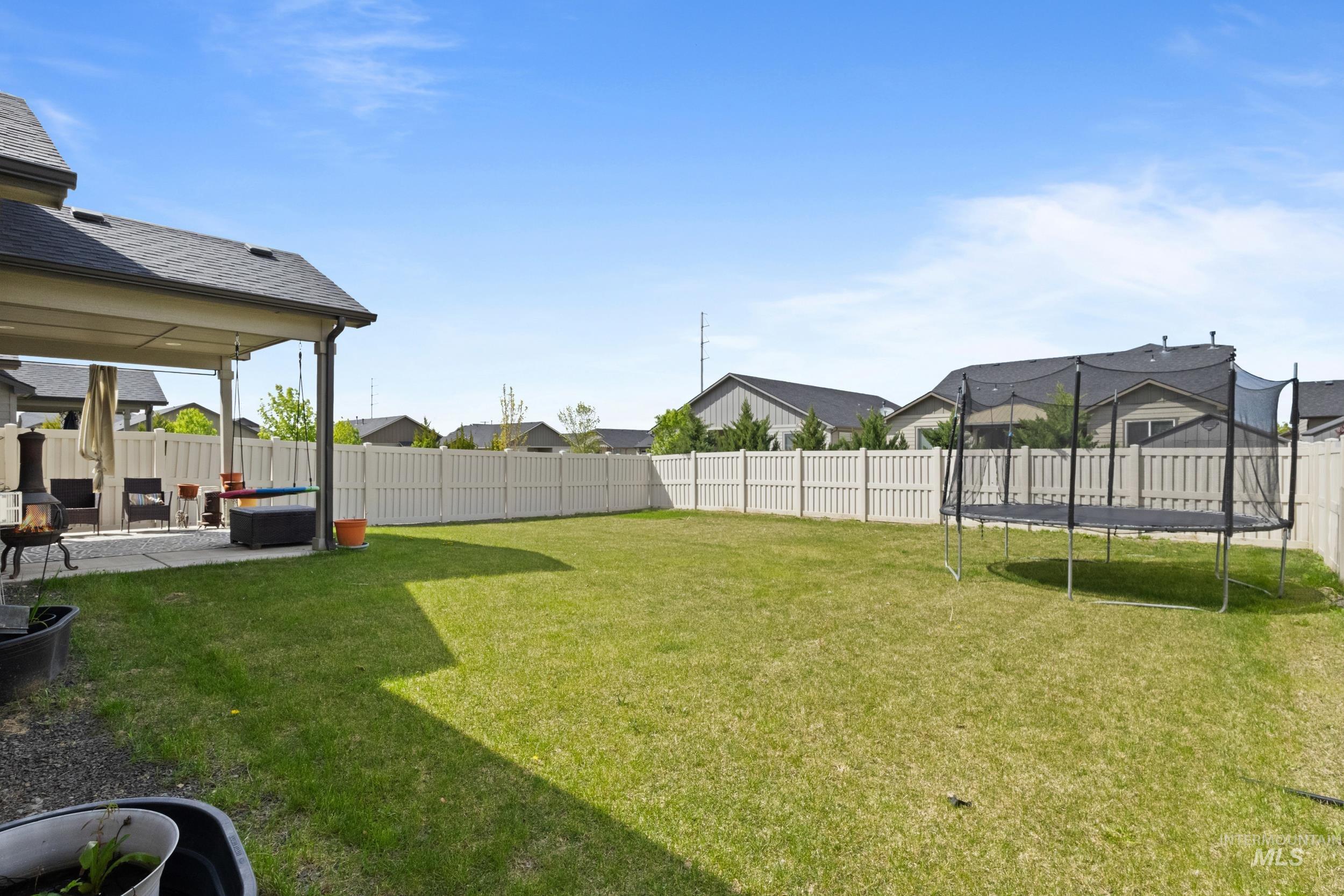 6072 W Quintale Dr, Meridian, Idaho 83646, 4 Bedrooms, 2.5 Bathrooms, Residential For Sale, Price $599,000,MLS 98984384