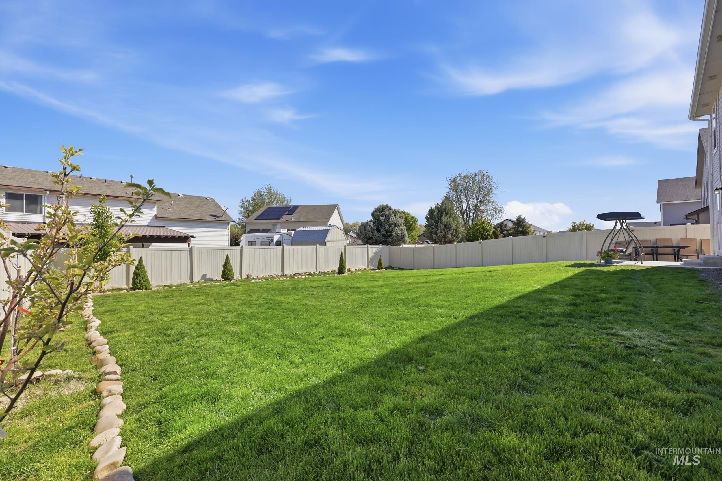3842 E Holly Ridge Dr, Nampa, Idaho 83686, 5 Bedrooms, 4 Bathrooms, Residential For Sale, Price $589,999,MLS 98984385