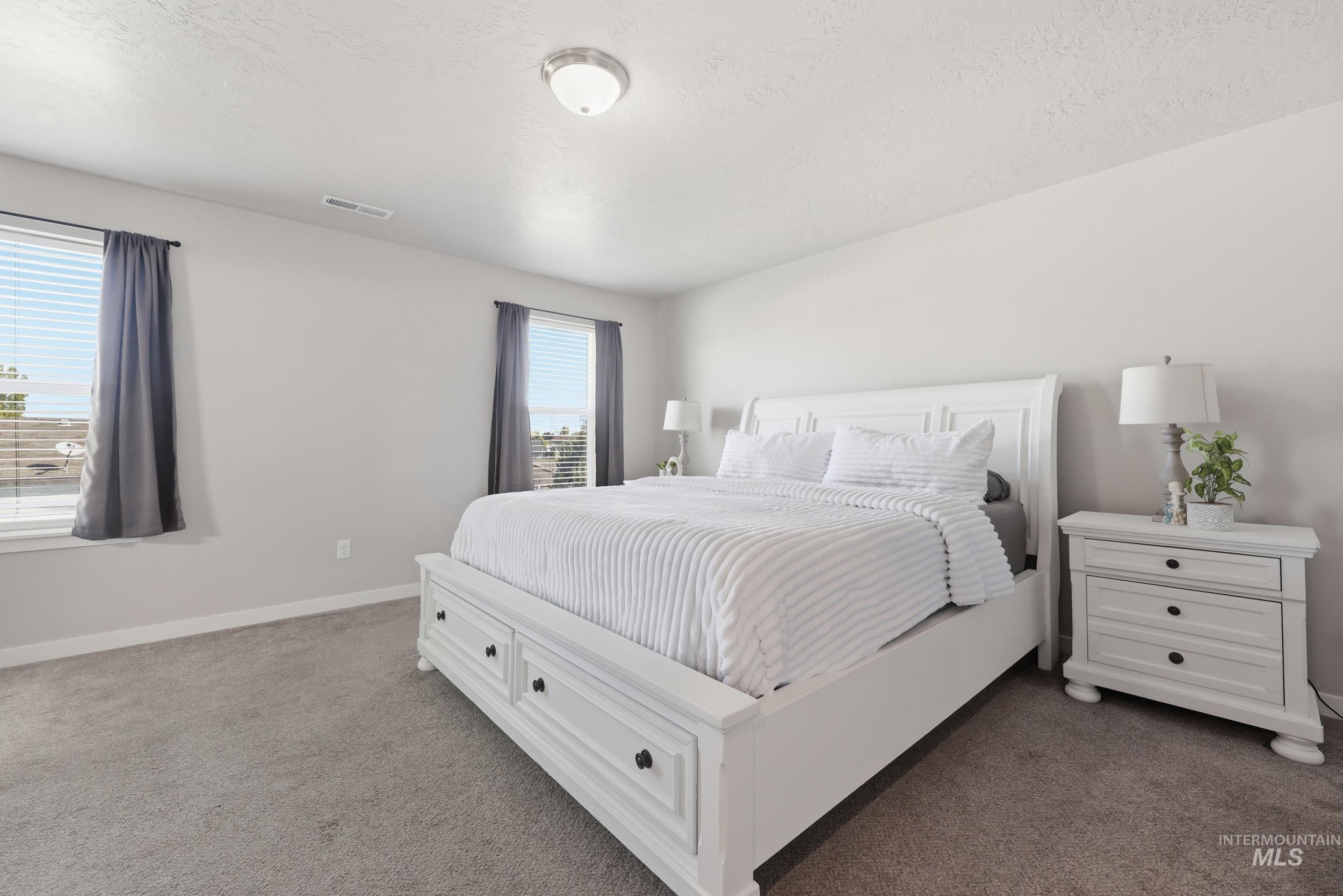 3842 E Holly Ridge Dr, Nampa, Idaho 83686, 5 Bedrooms, 4 Bathrooms, Residential For Sale, Price $589,999,MLS 98984385