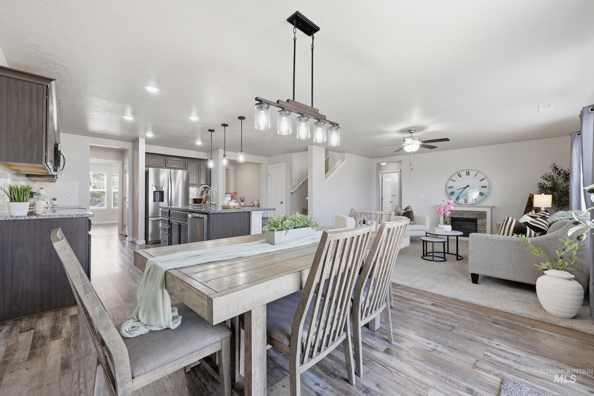 3842 E Holly Ridge Dr, Nampa, Idaho 83686, 5 Bedrooms, 4 Bathrooms, Residential For Sale, Price $579,999, 98984385