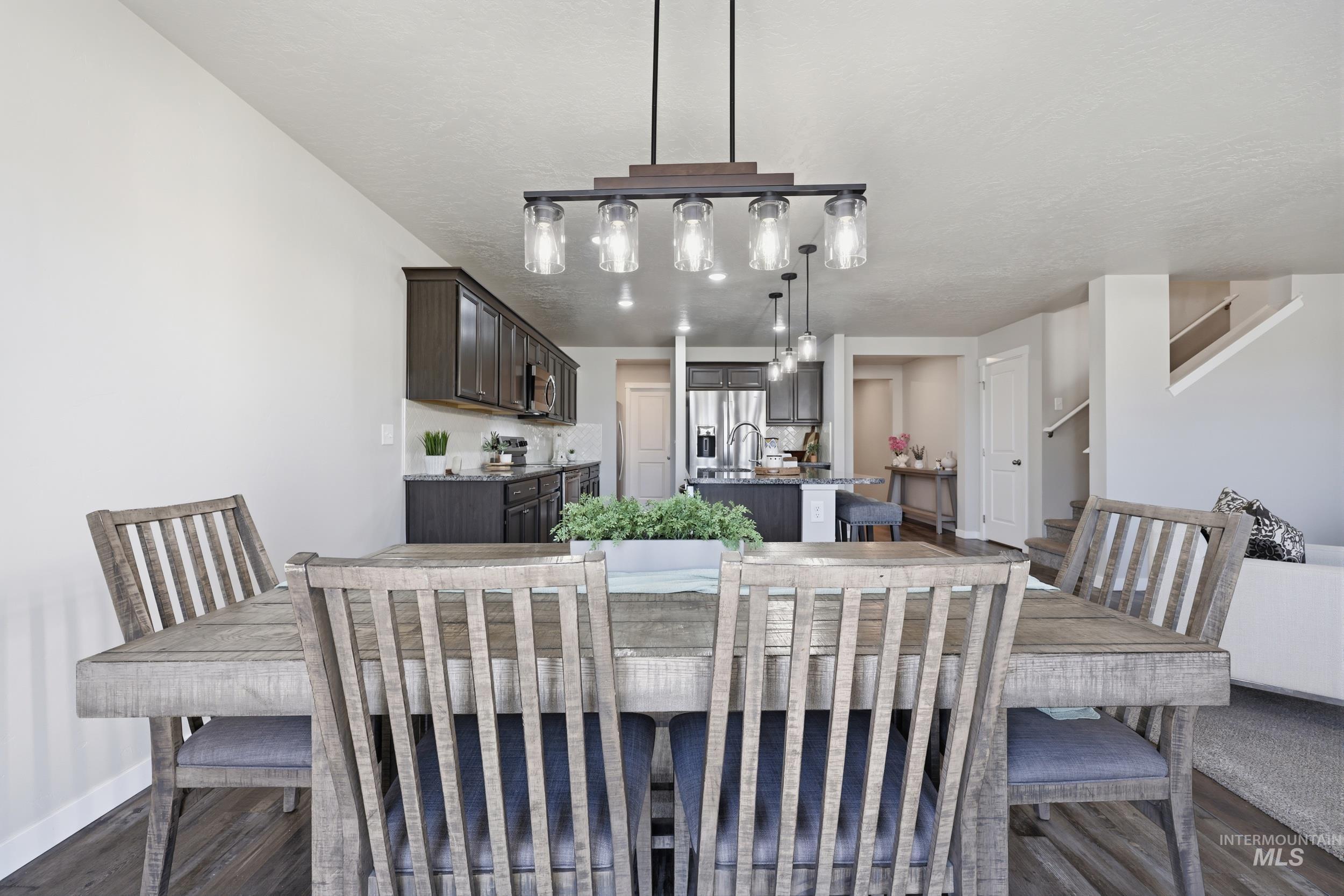 3842 E Holly Ridge Dr, Nampa, Idaho 83686, 5 Bedrooms, 4 Bathrooms, Residential For Sale, Price $589,999,MLS 98984385