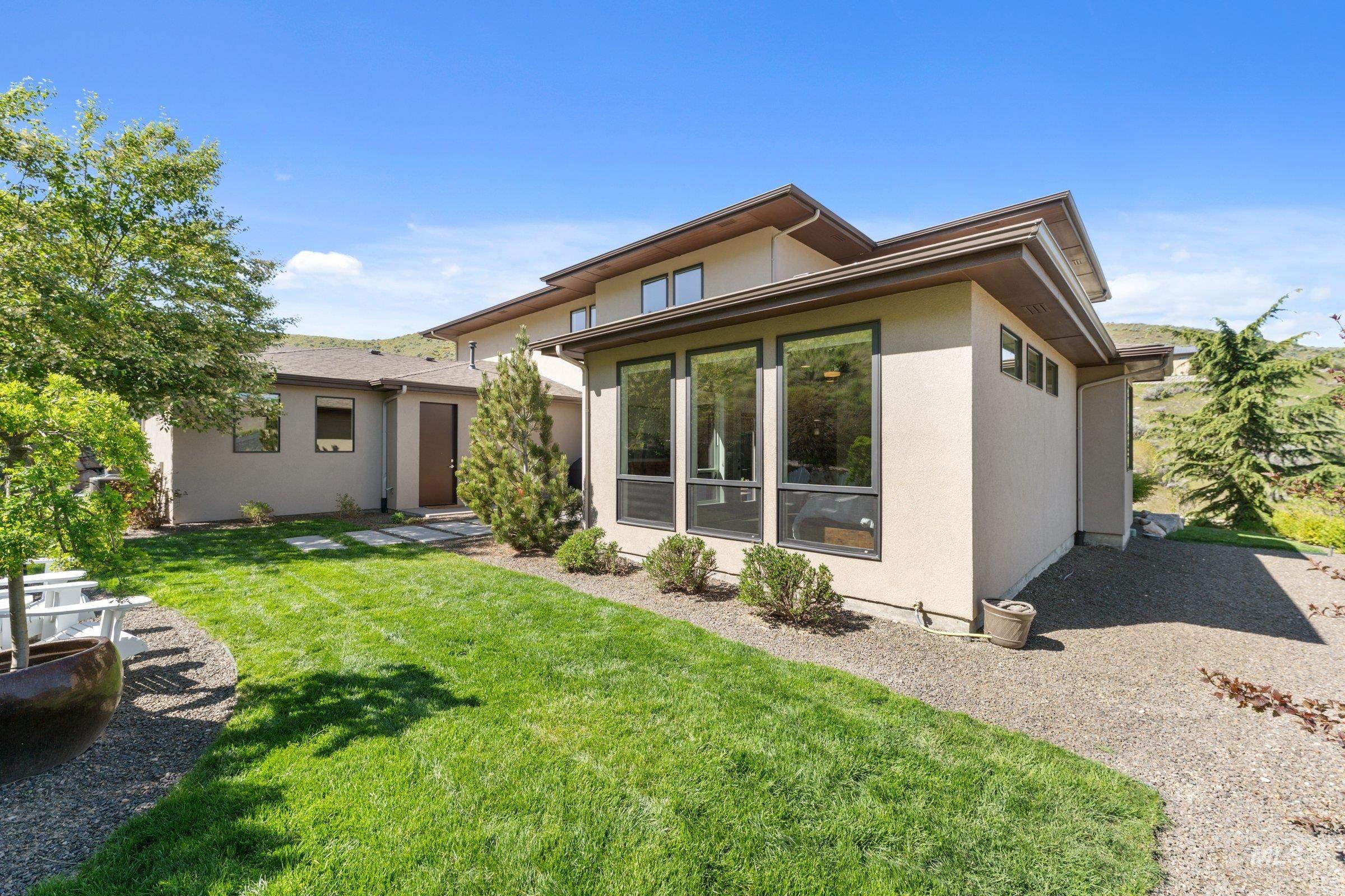 4054 N N Goshawk Place, Boise, Idaho 83703, 4 Bedrooms, 2.5 Bathrooms, Residential For Sale, Price $1,225,000, 98984386
