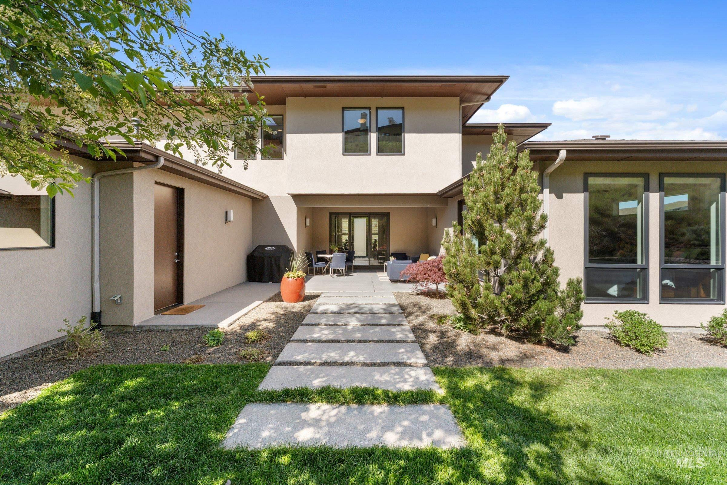 4054 N N Goshawk Place, Boise, Idaho 83703, 4 Bedrooms, 2.5 Bathrooms, Residential For Sale, Price $1,225,000, 98984386