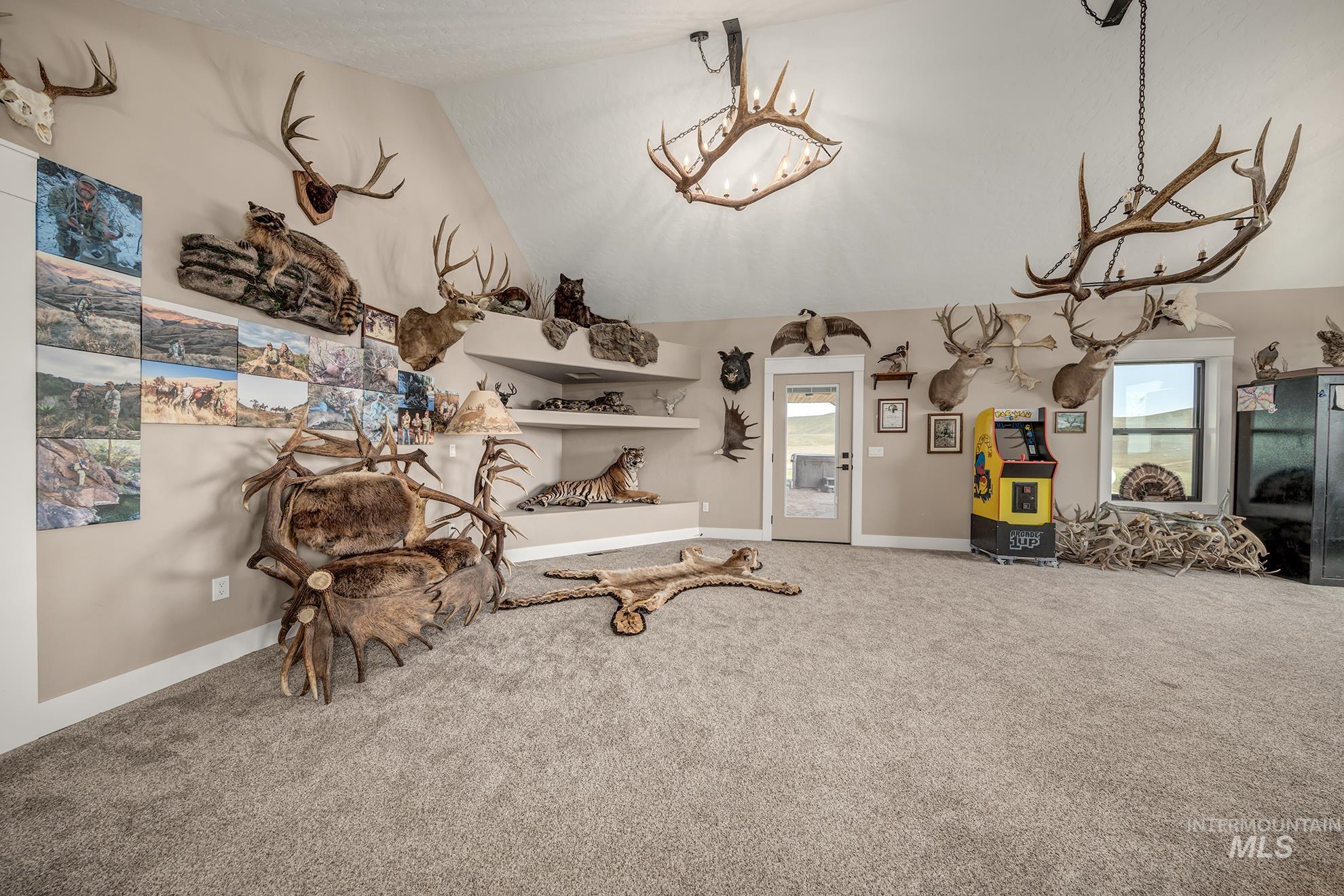 10228 Payette Heights Rd., Payette, Idaho 83661, 3 Bedrooms, 2 Bathrooms, Residential For Sale, Price $1,750,000,MLS 98984390