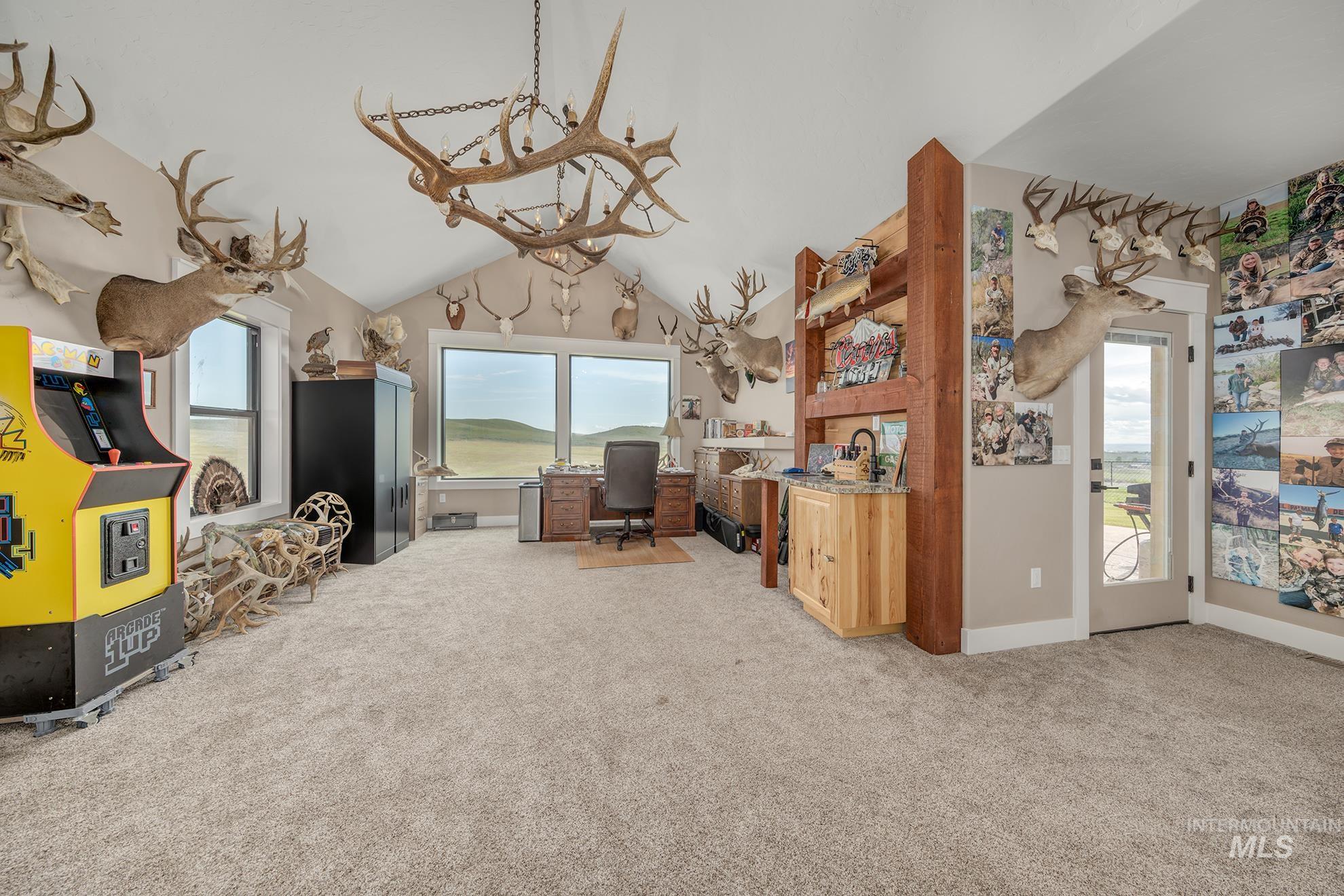10228 Payette Heights Rd., Payette, Idaho 83661, 3 Bedrooms, 2 Bathrooms, Residential For Sale, Price $1,750,000,MLS 98984390
