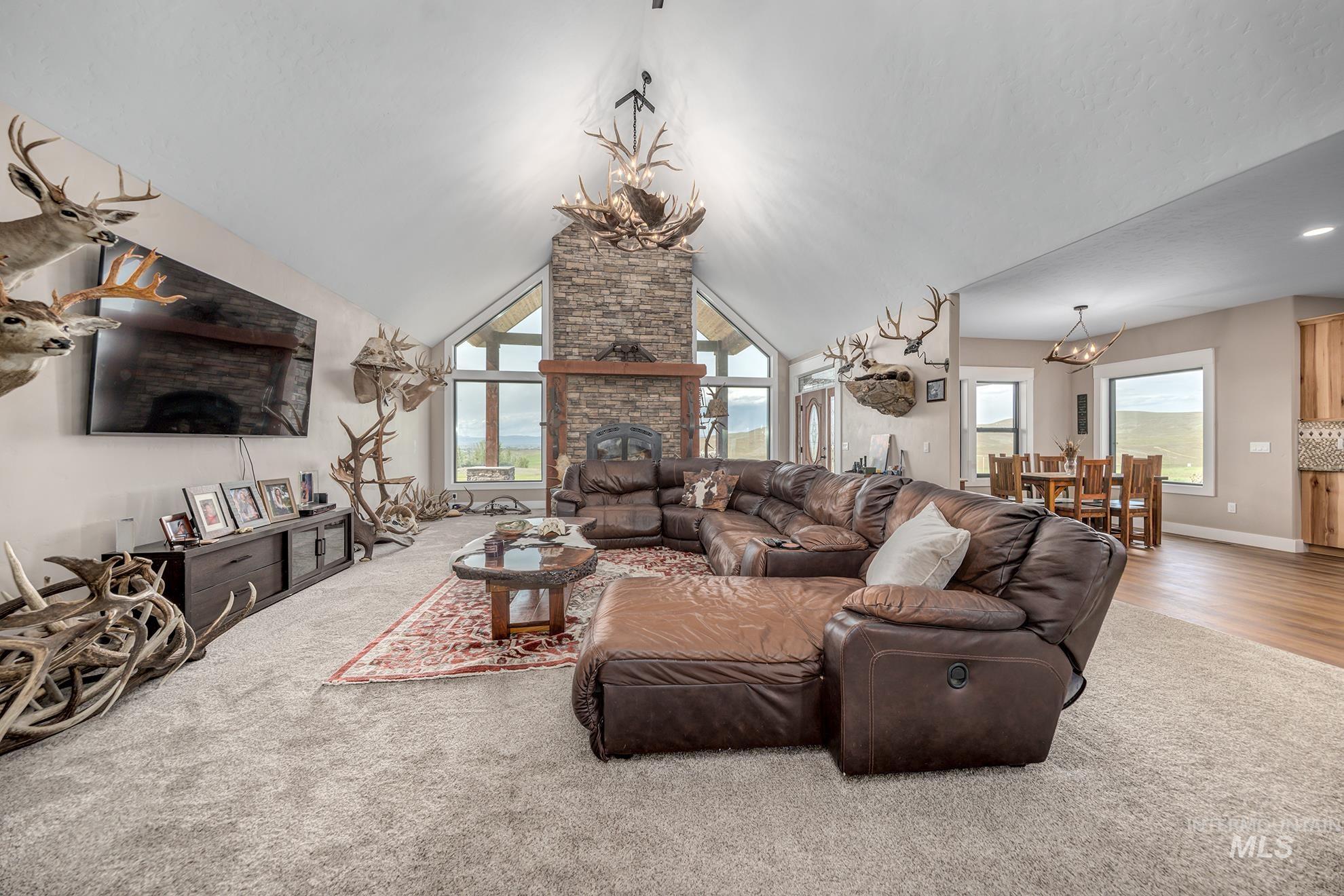 10228 Payette Heights Rd., Payette, Idaho 83661, 3 Bedrooms, 2 Bathrooms, Residential For Sale, Price $1,750,000,MLS 98984390