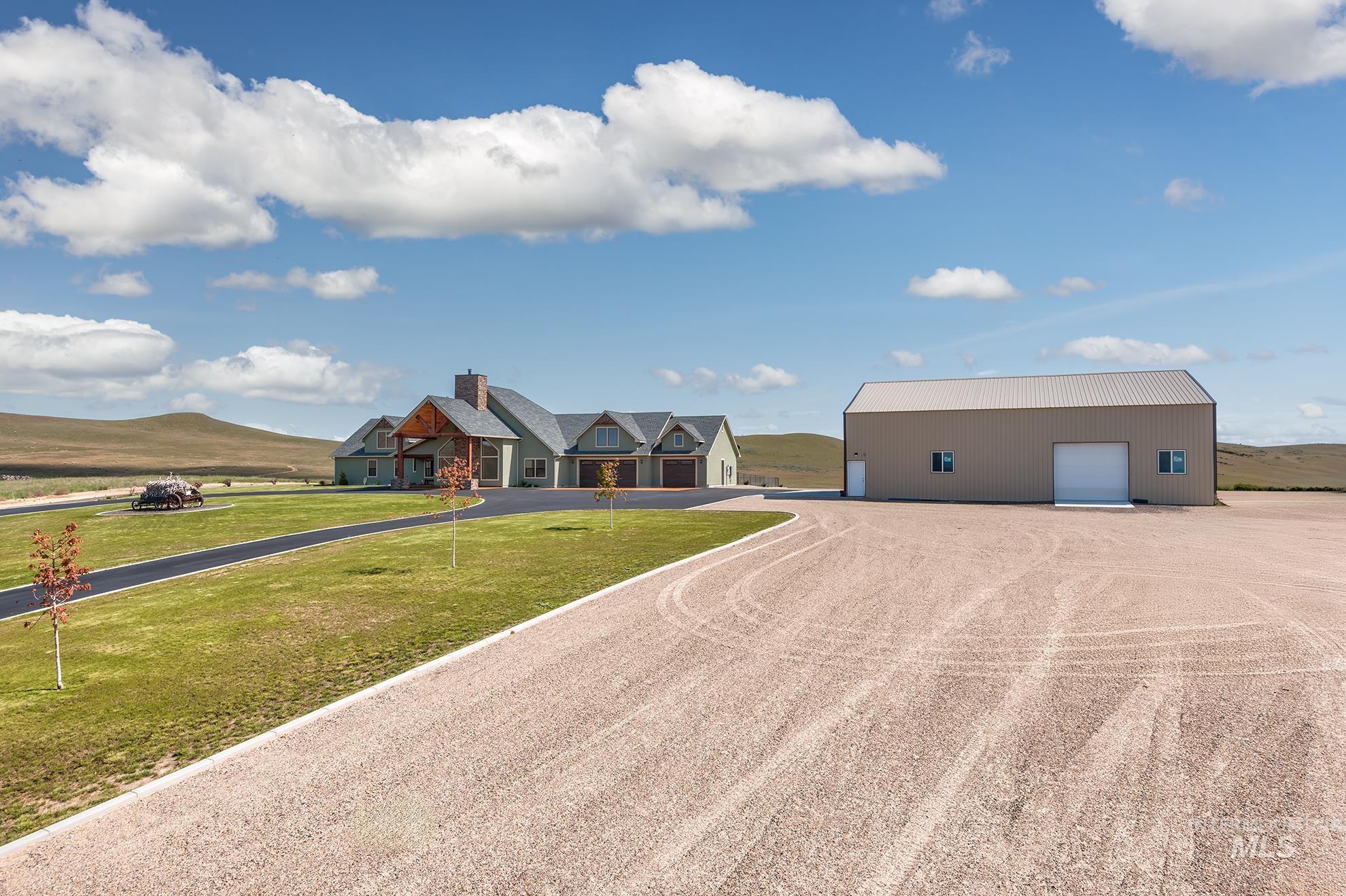 10228 Payette Heights Rd., Payette, Idaho 83661, 3 Bedrooms, 2 Bathrooms, Residential For Sale, Price $1,750,000,MLS 98984390