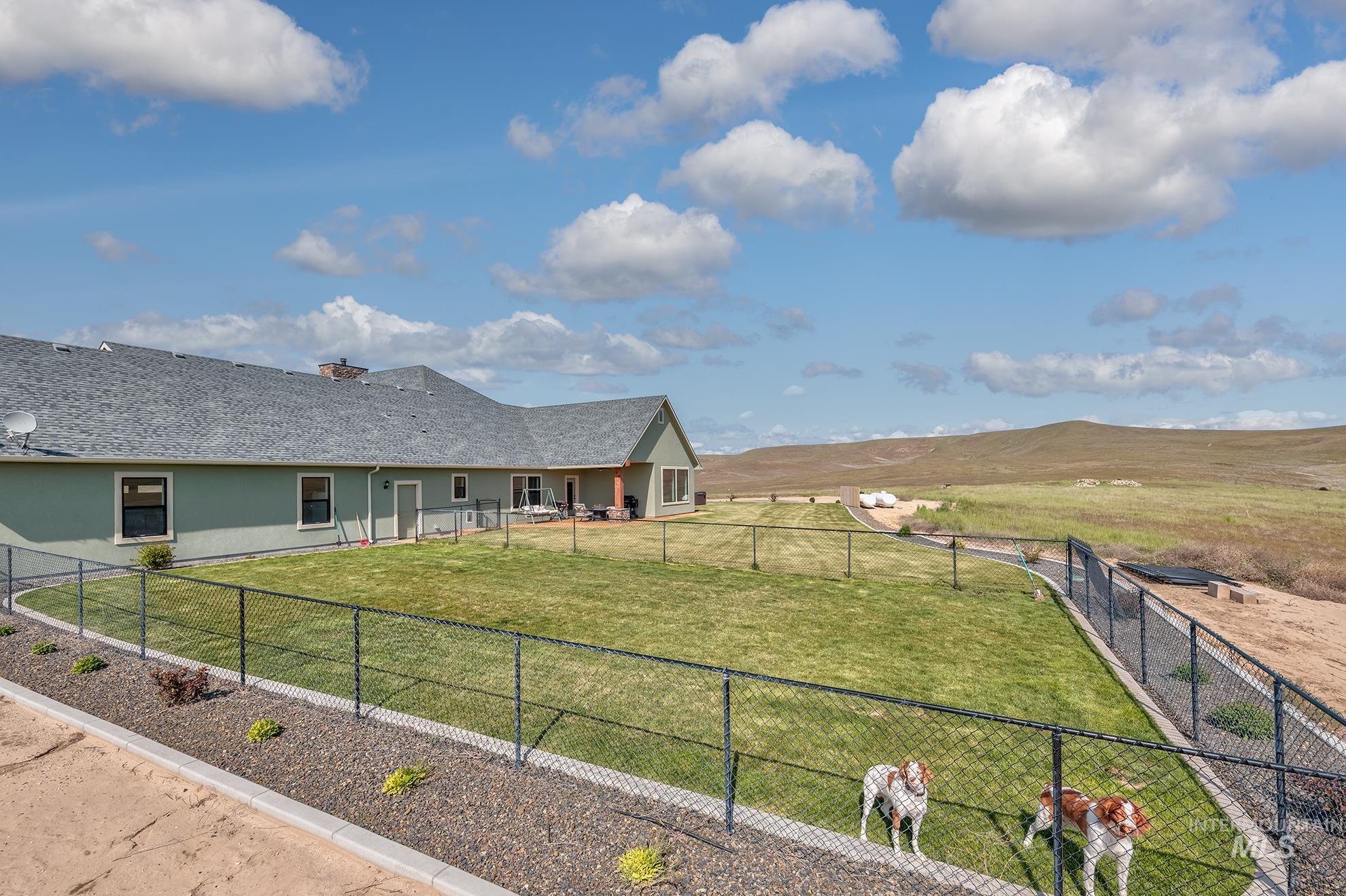 10228 Payette Heights Rd., Payette, Idaho 83661, 3 Bedrooms, 2 Bathrooms, Residential For Sale, Price $1,750,000,MLS 98984390