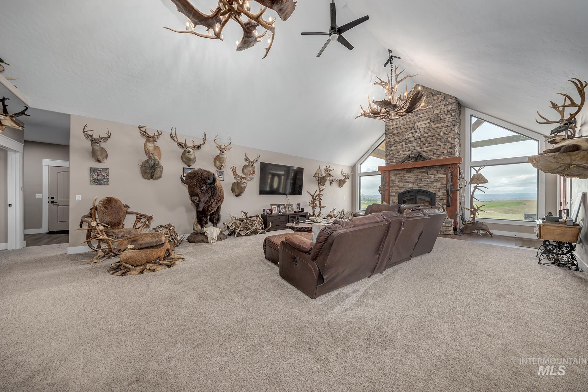 10228 Payette Heights Rd., Payette, Idaho 83661, 3 Bedrooms, 2 Bathrooms, Residential For Sale, Price $1,750,000,MLS 98984390
